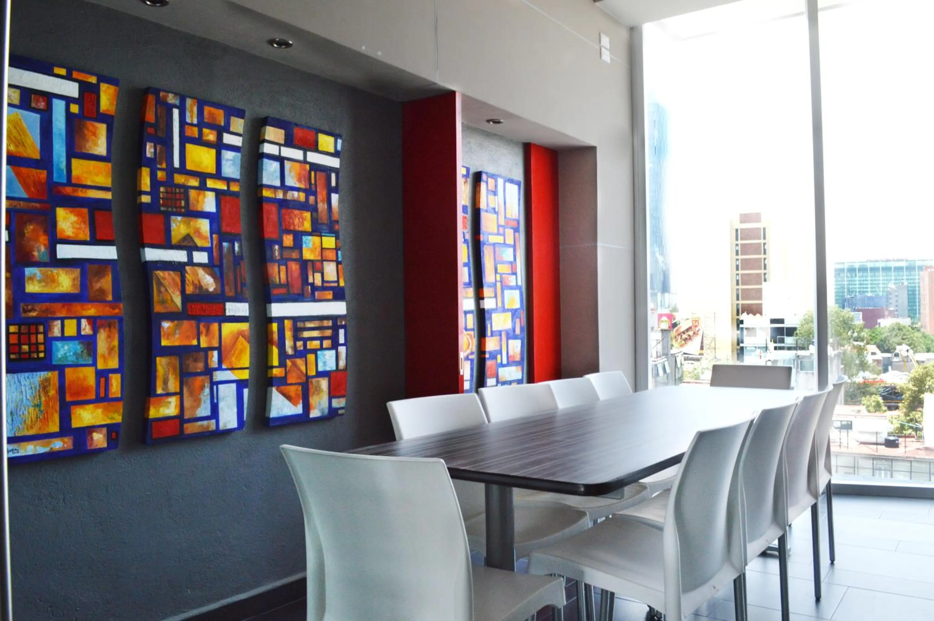 Business facilities in Hotel Block Suites