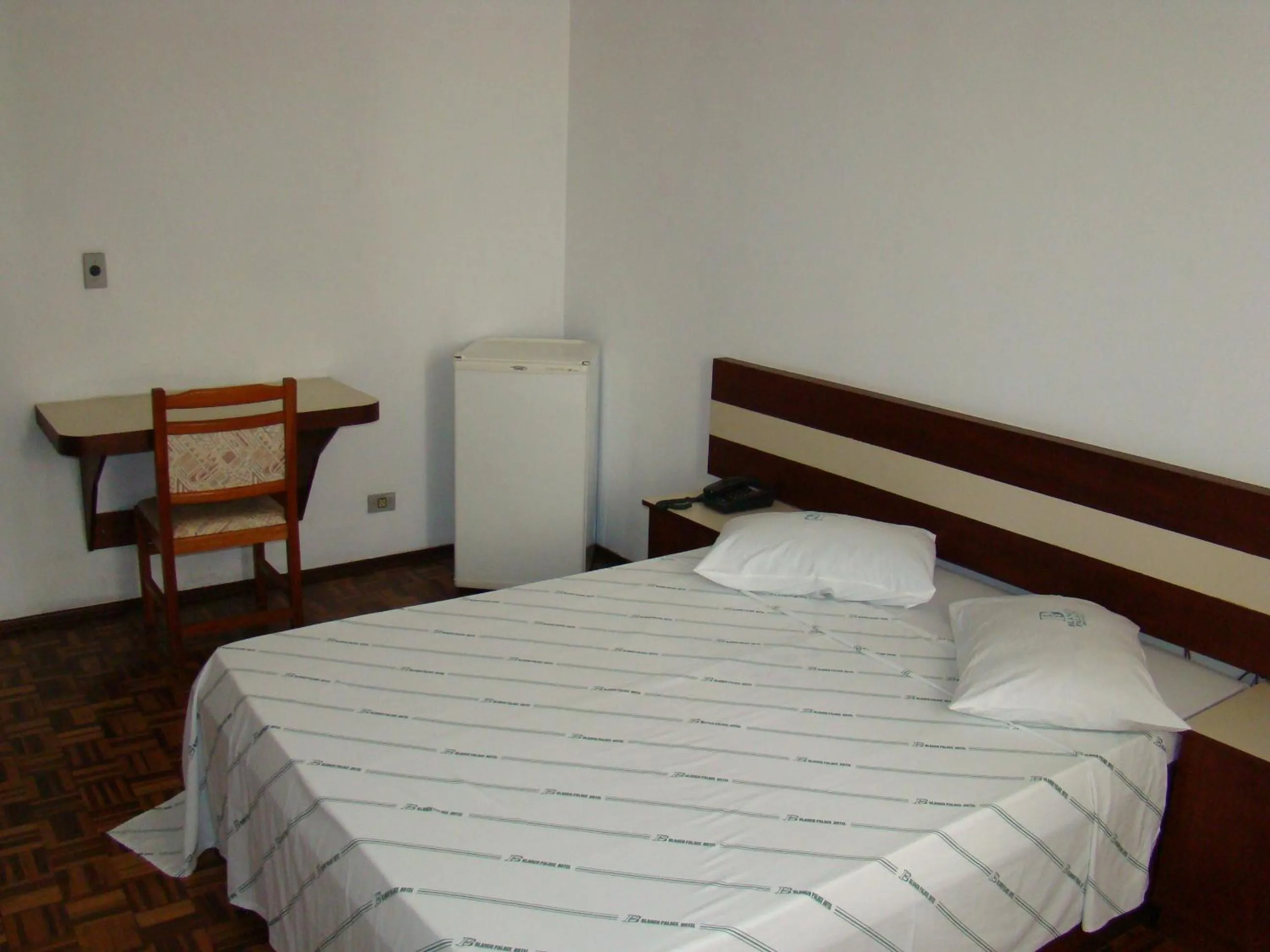 Bed in Blanco Palace Hotel