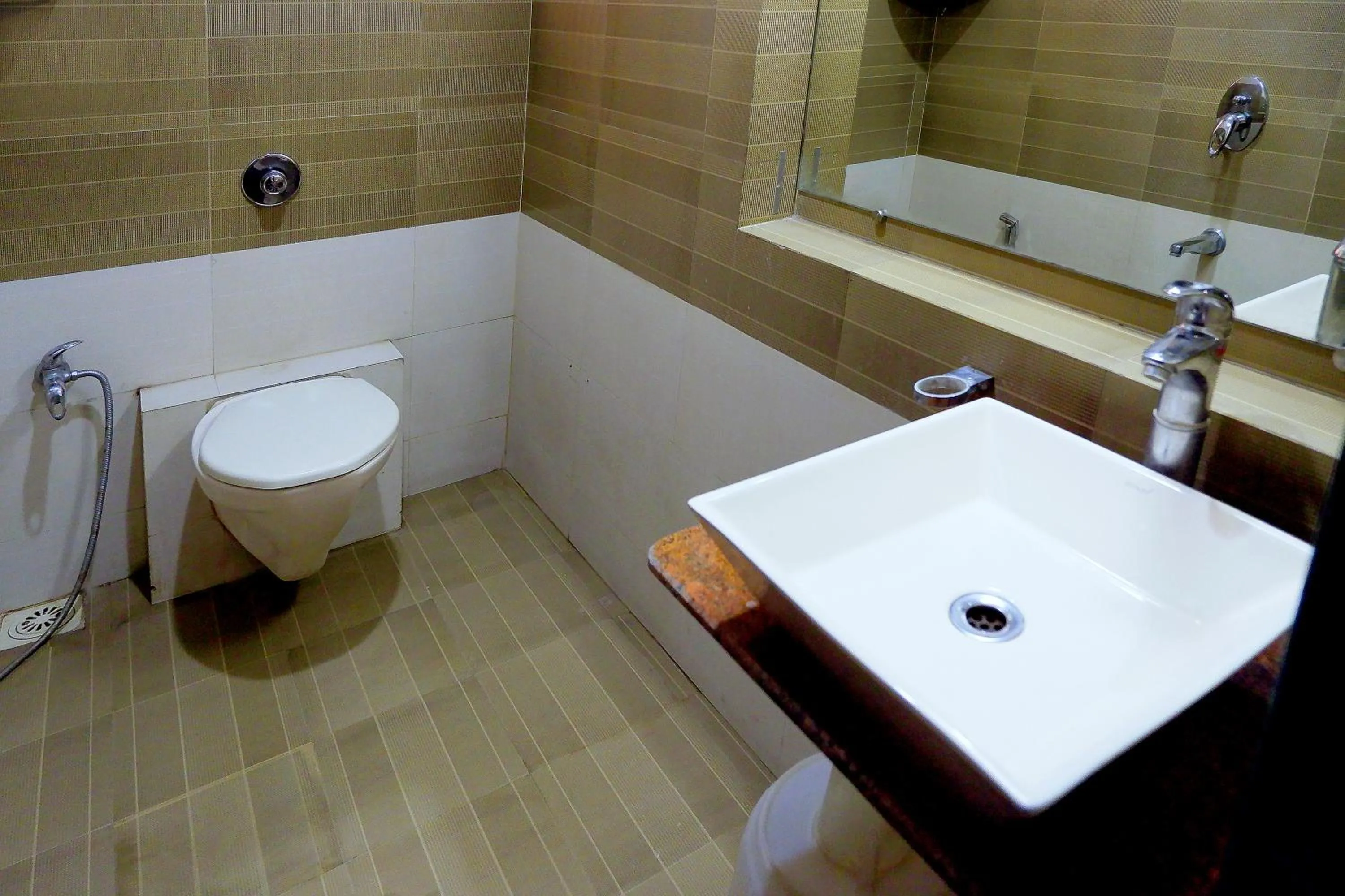 Bathroom in Hotel Sai Vijay