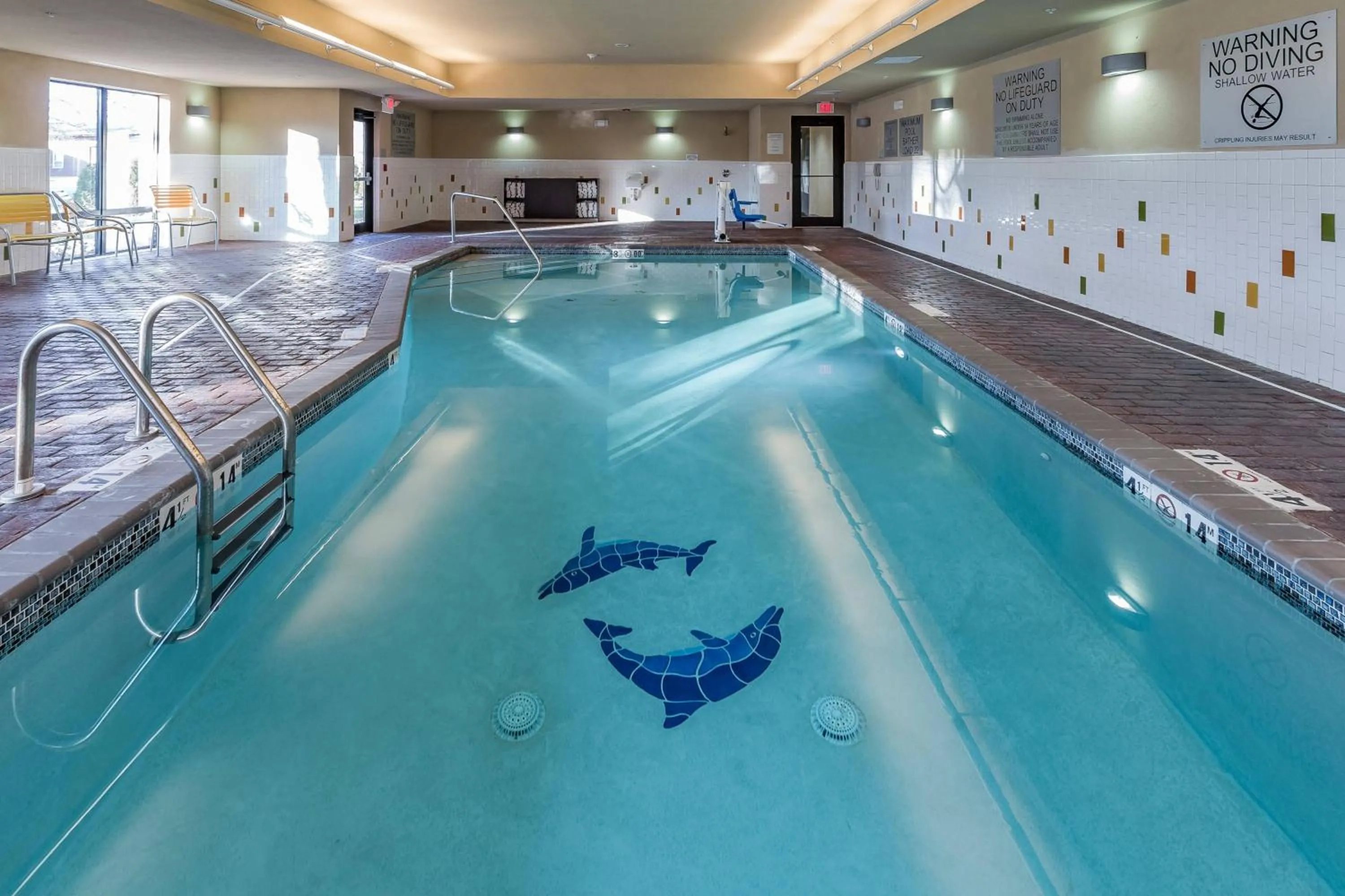 Swimming pool in Fairfield Inn & Suites by Marriott Elkhart