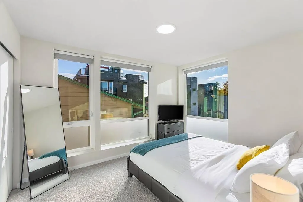 Red Maple Retreat in Leschi