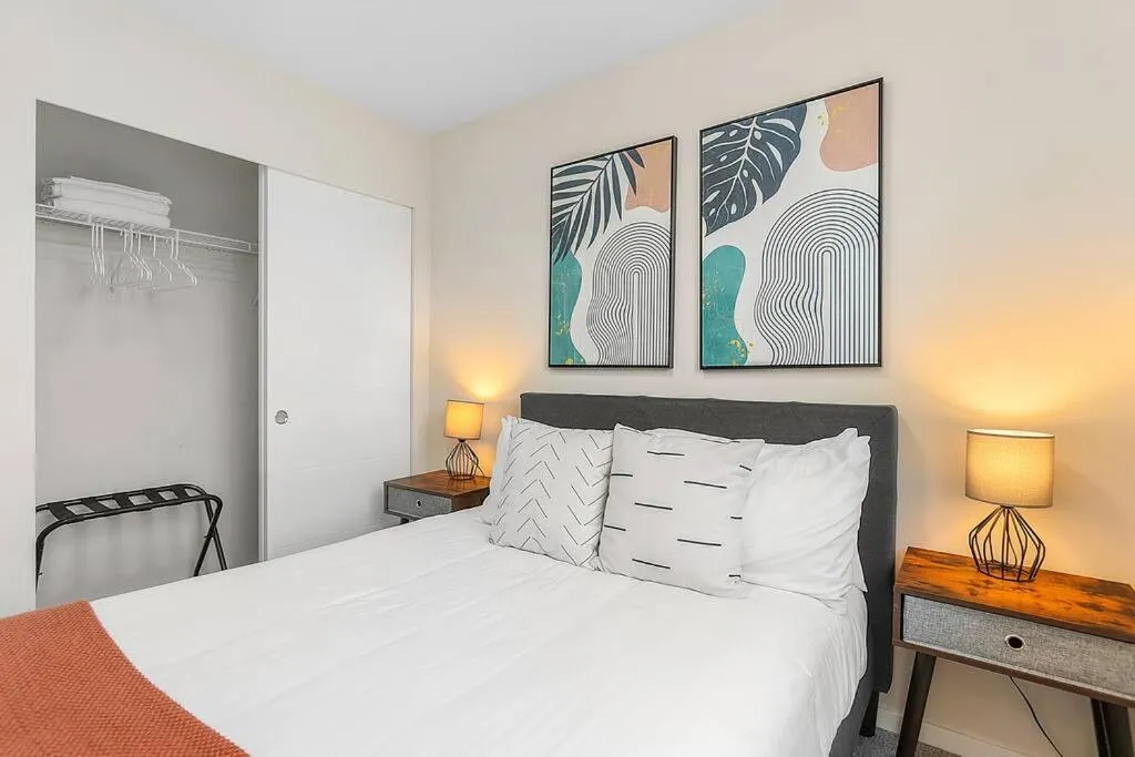 Red Maple Retreat in Leschi