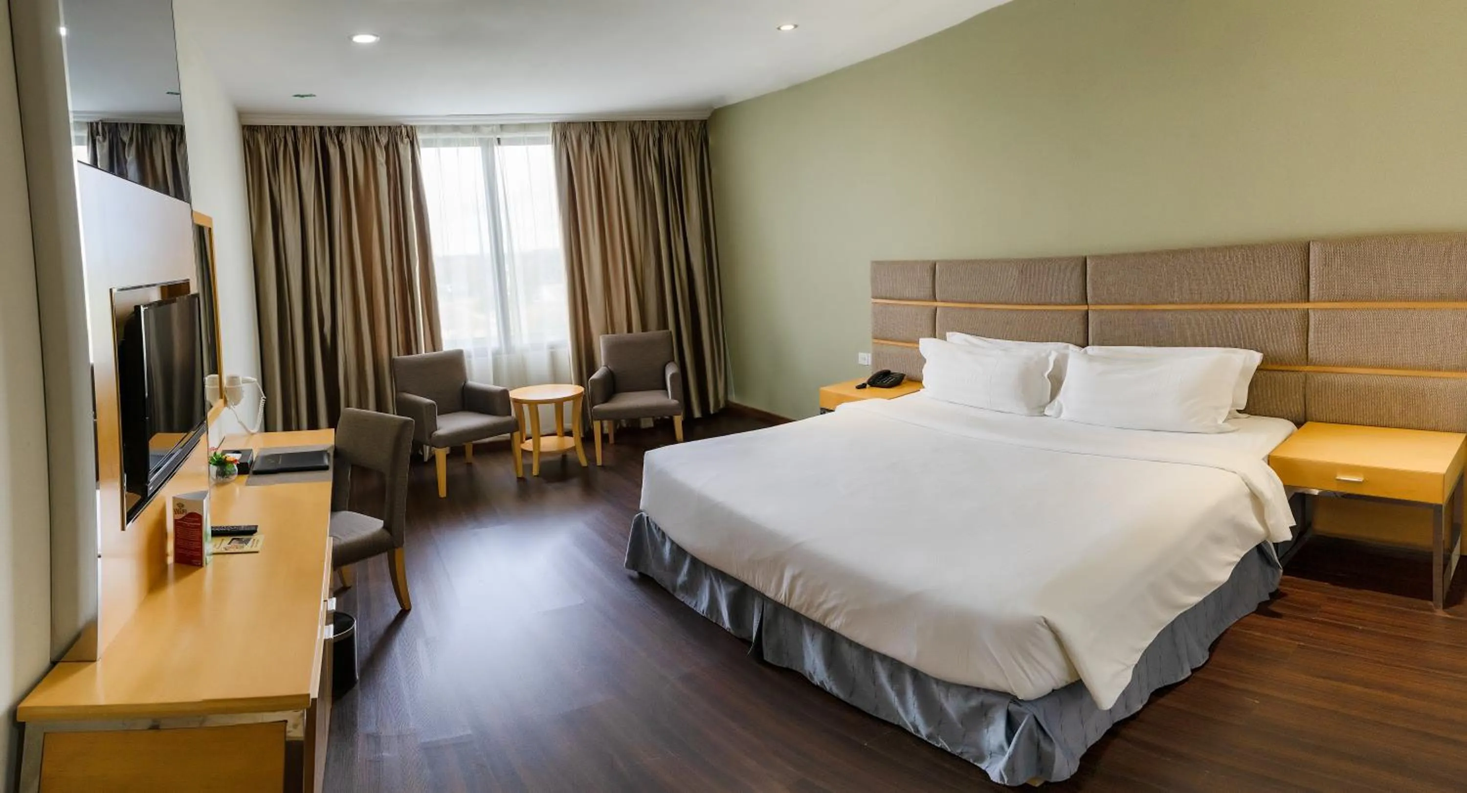 Bed in Seri Simanggang Hotel