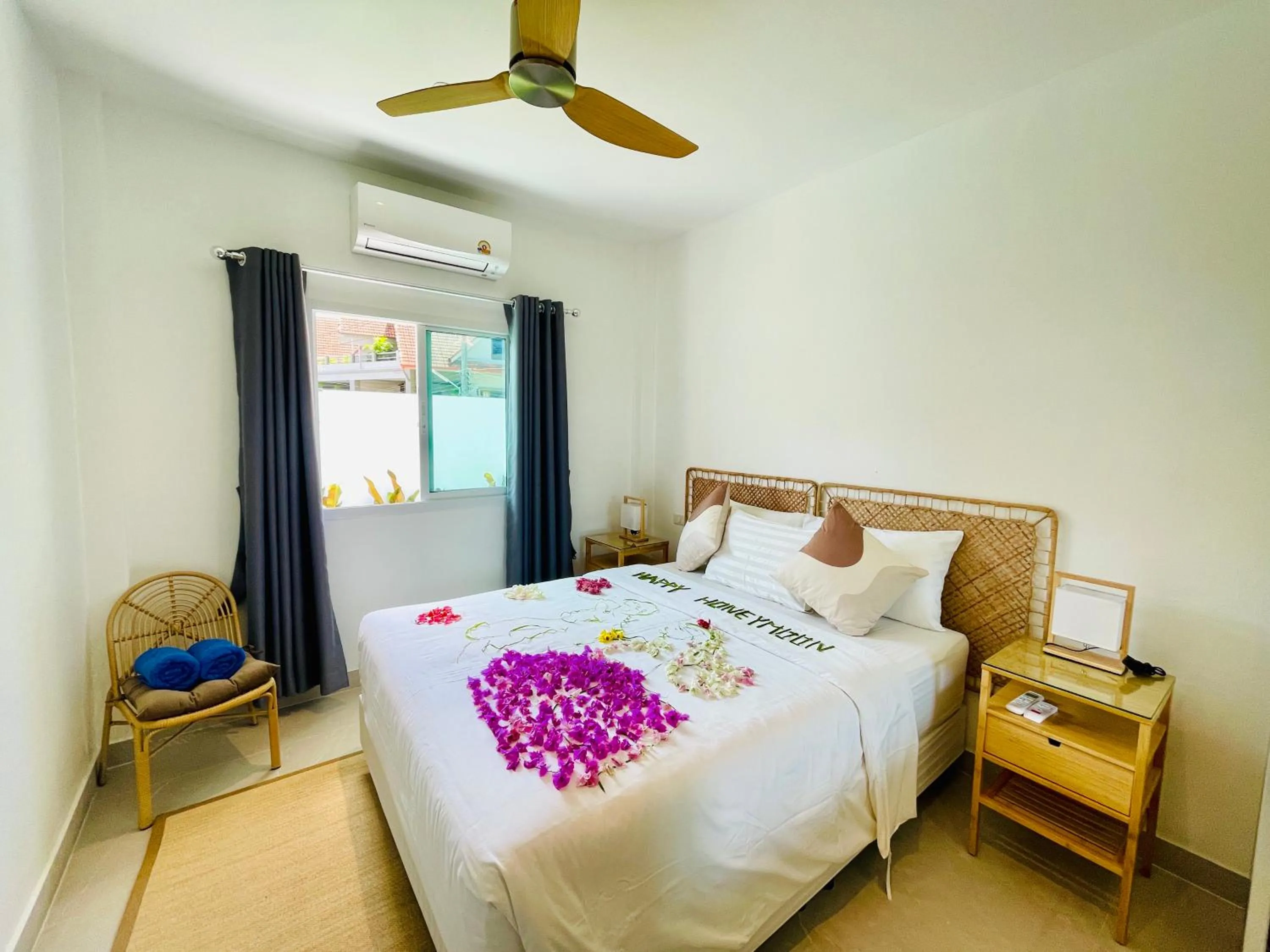 Bedroom, Bed in Baan Saint-Tropez Seaview Villas Kata Beach