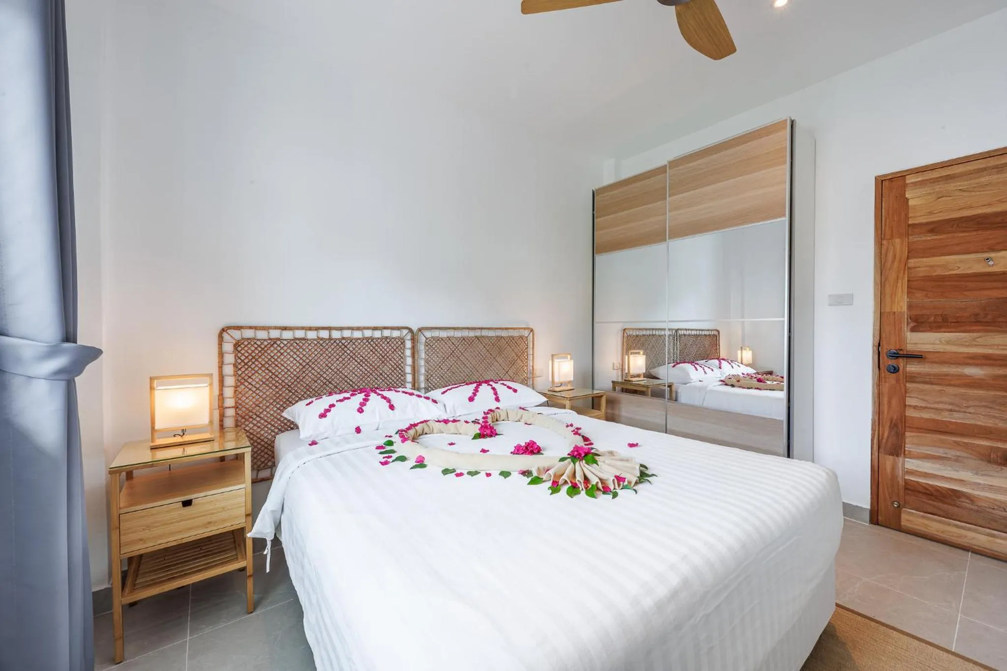 Bedroom, Bed in Baan Saint-Tropez Seaview Villas Kata Beach