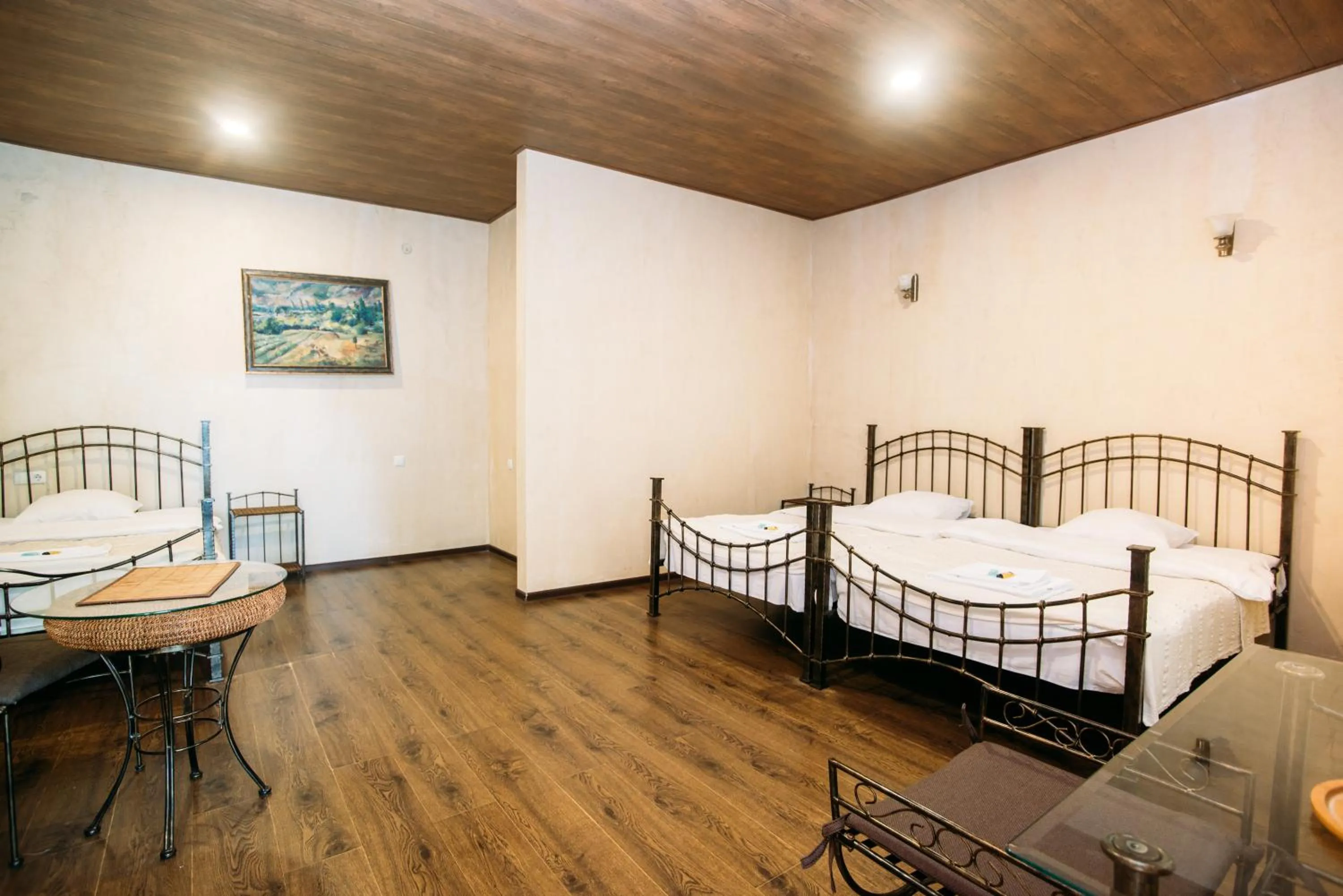 Photo of the whole room, Bed in Chateau Eniseli