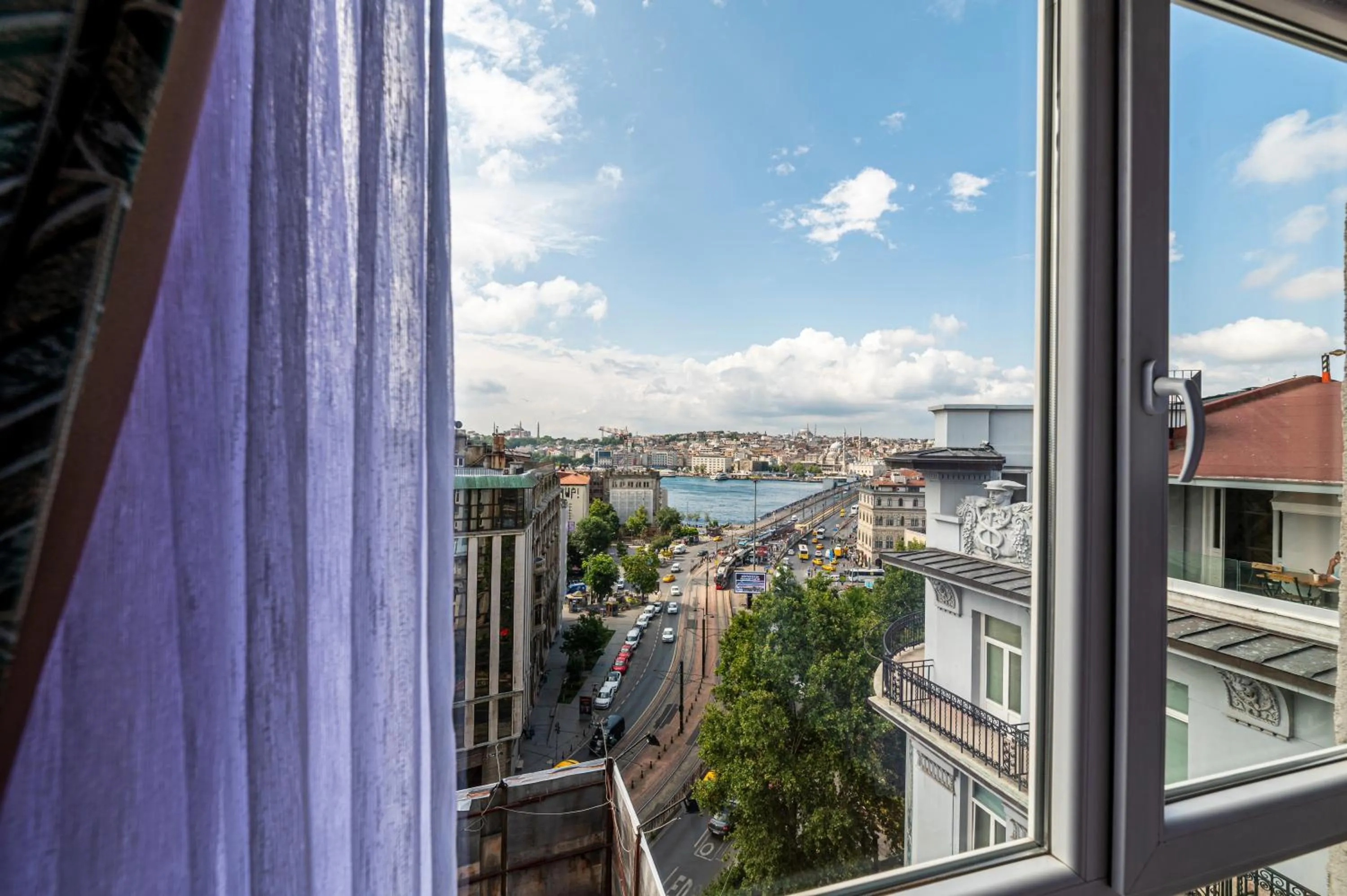 Sea view in Karakoy Aparts Hotel - Special Category