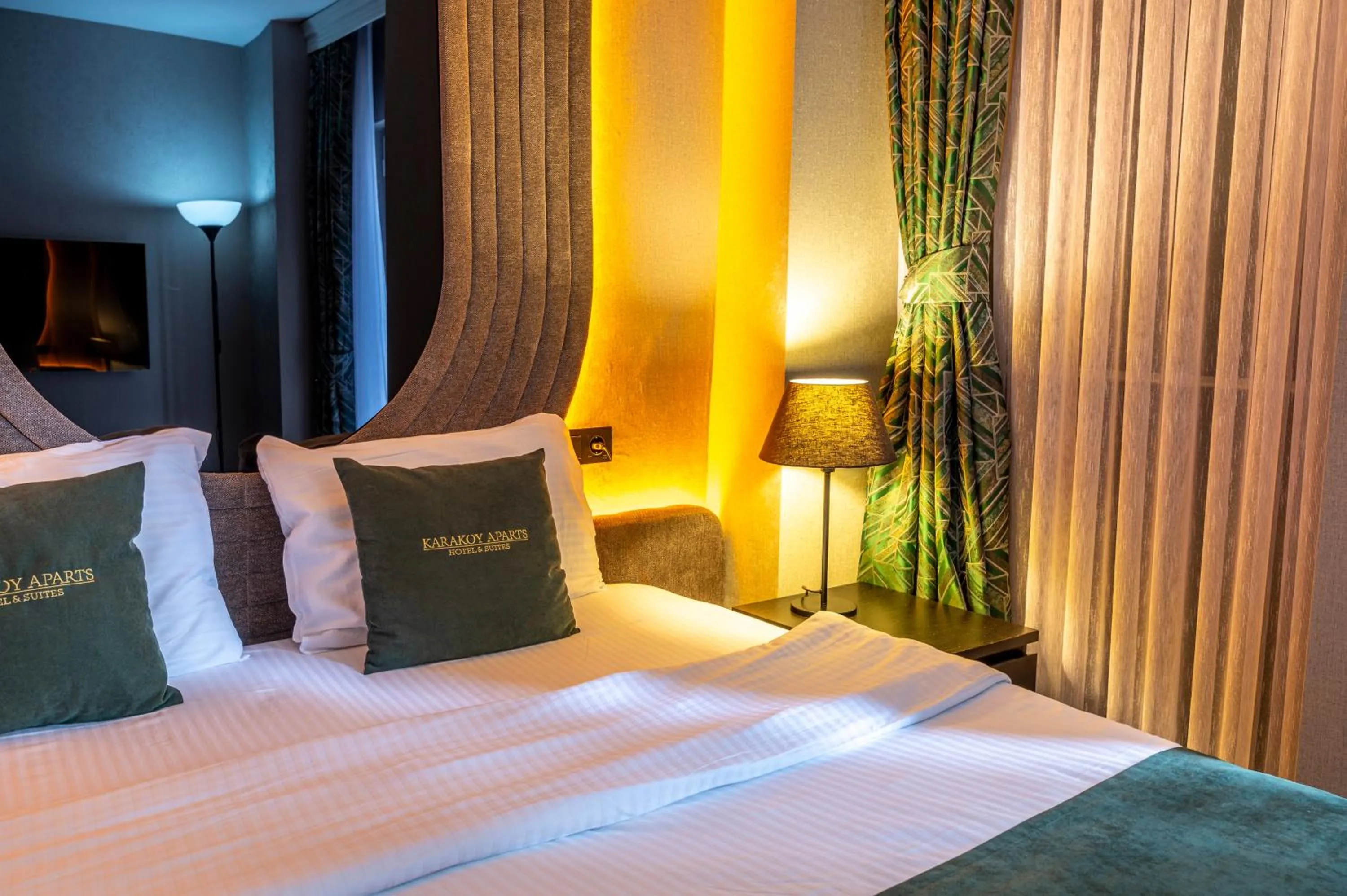 Bed in Karakoy Aparts Hotel - Special Category