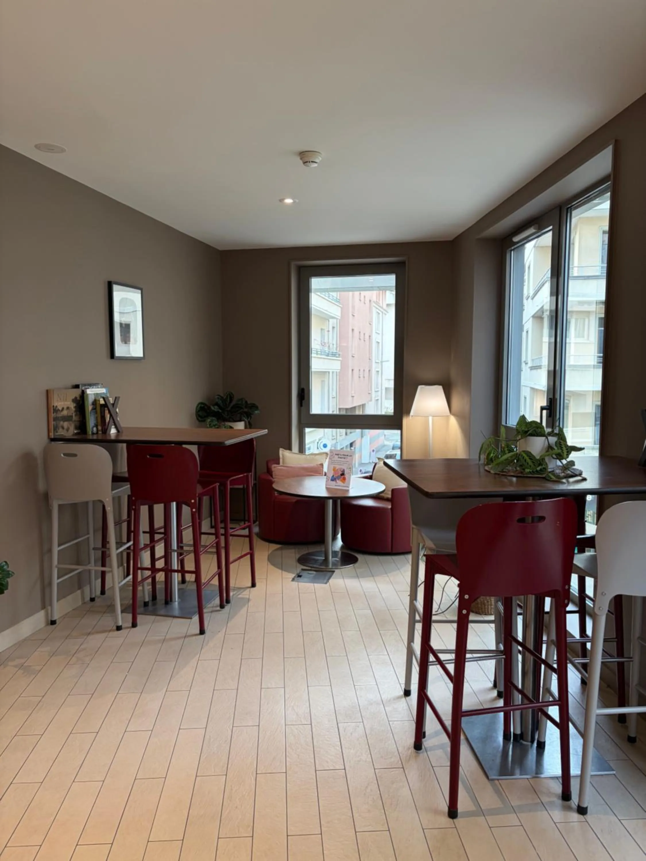 Restaurant/places to eat in Campanile Annemasse Gare– Genève