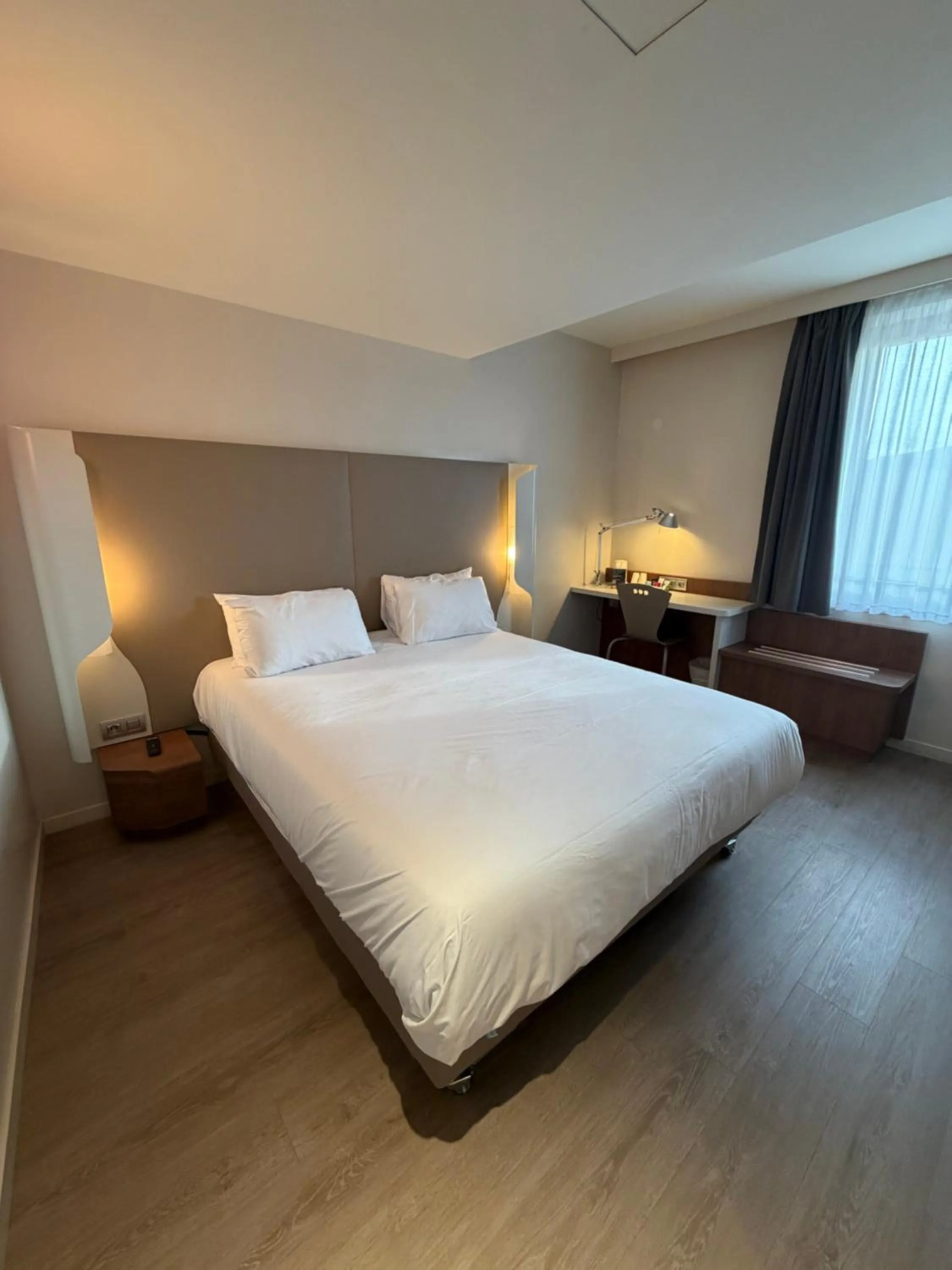 Bed in Campanile Annemasse Gare– Genève