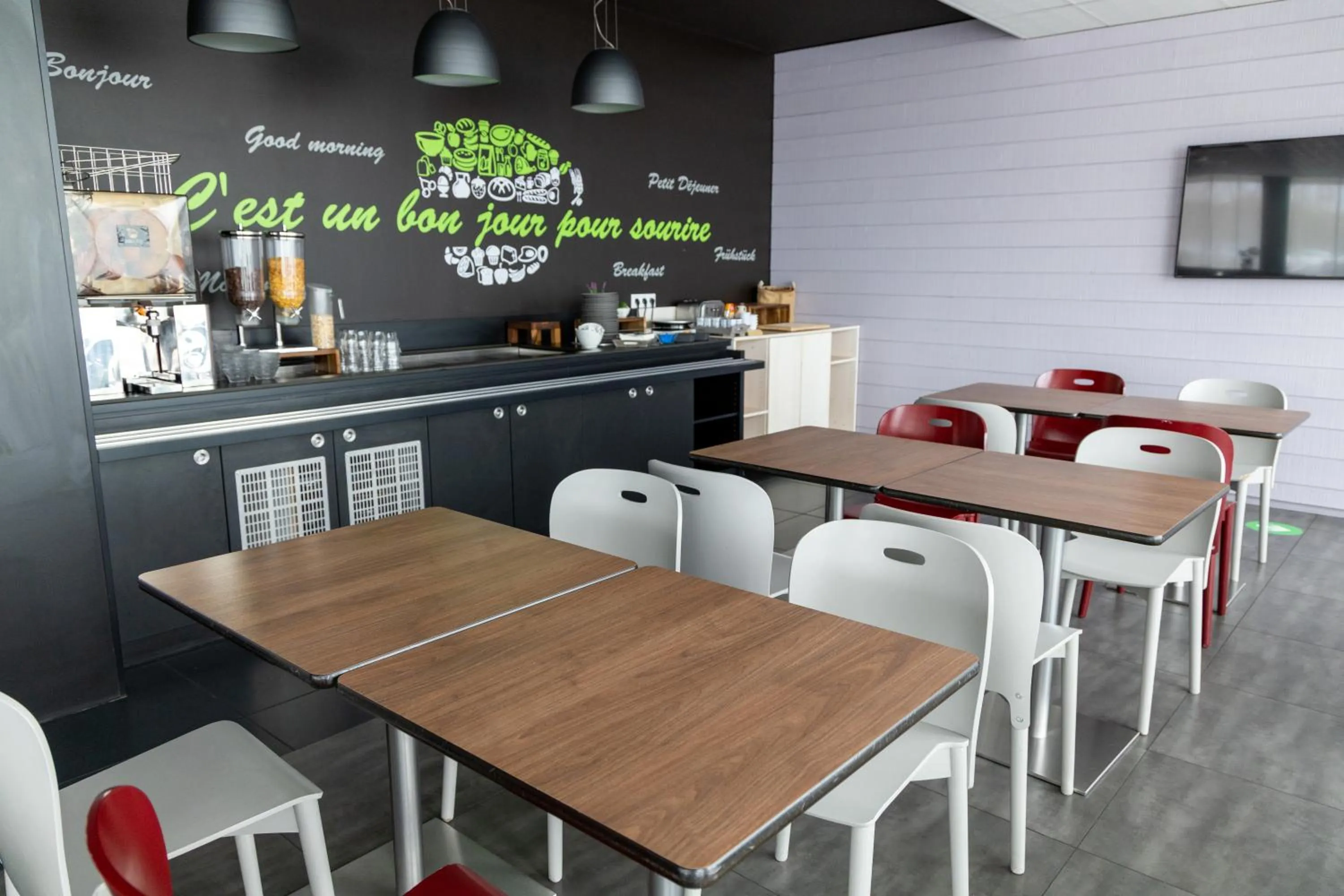 Restaurant/places to eat in Campanile Belfort Montbéliard - Gare La Jonxion.