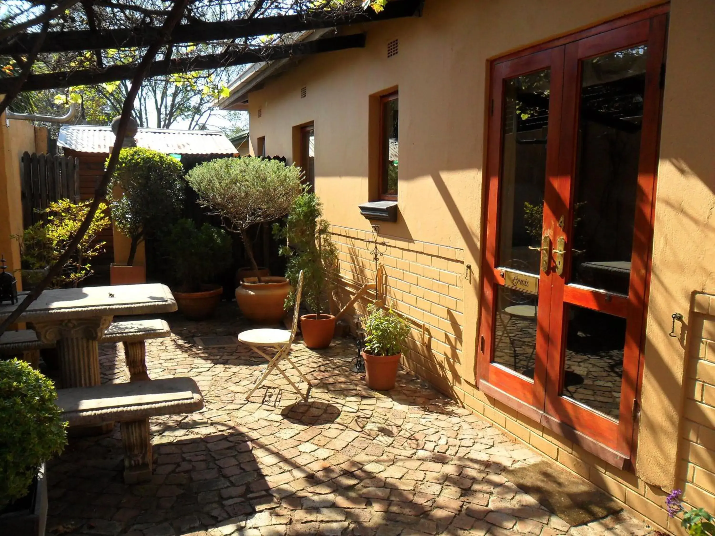 Superior Chalet in Hampton House Guest House Superior Chalet in Hampton House Guest House