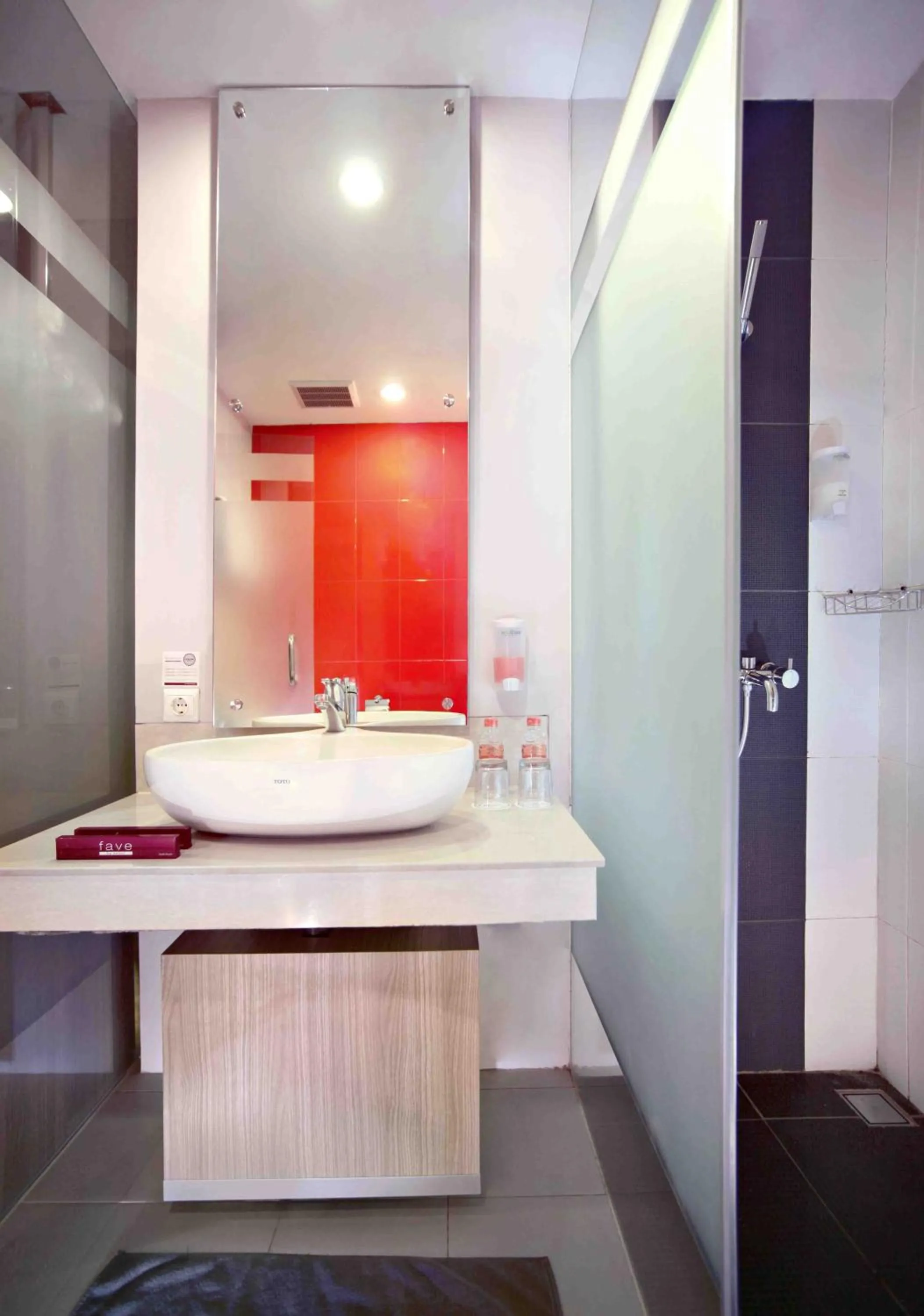 Bathroom in favehotel Cimanuk Garut