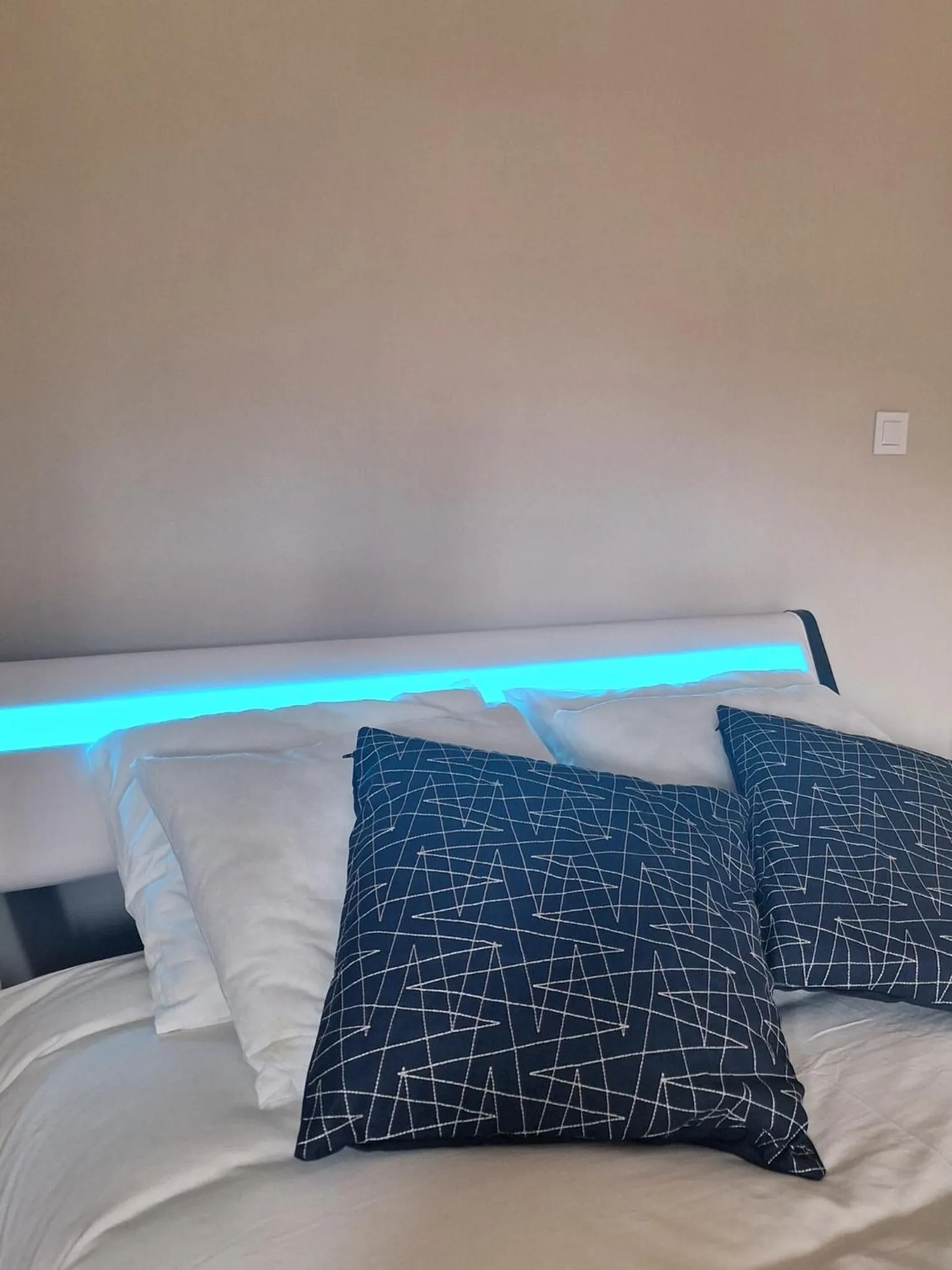 Bed in Easy Host Porto