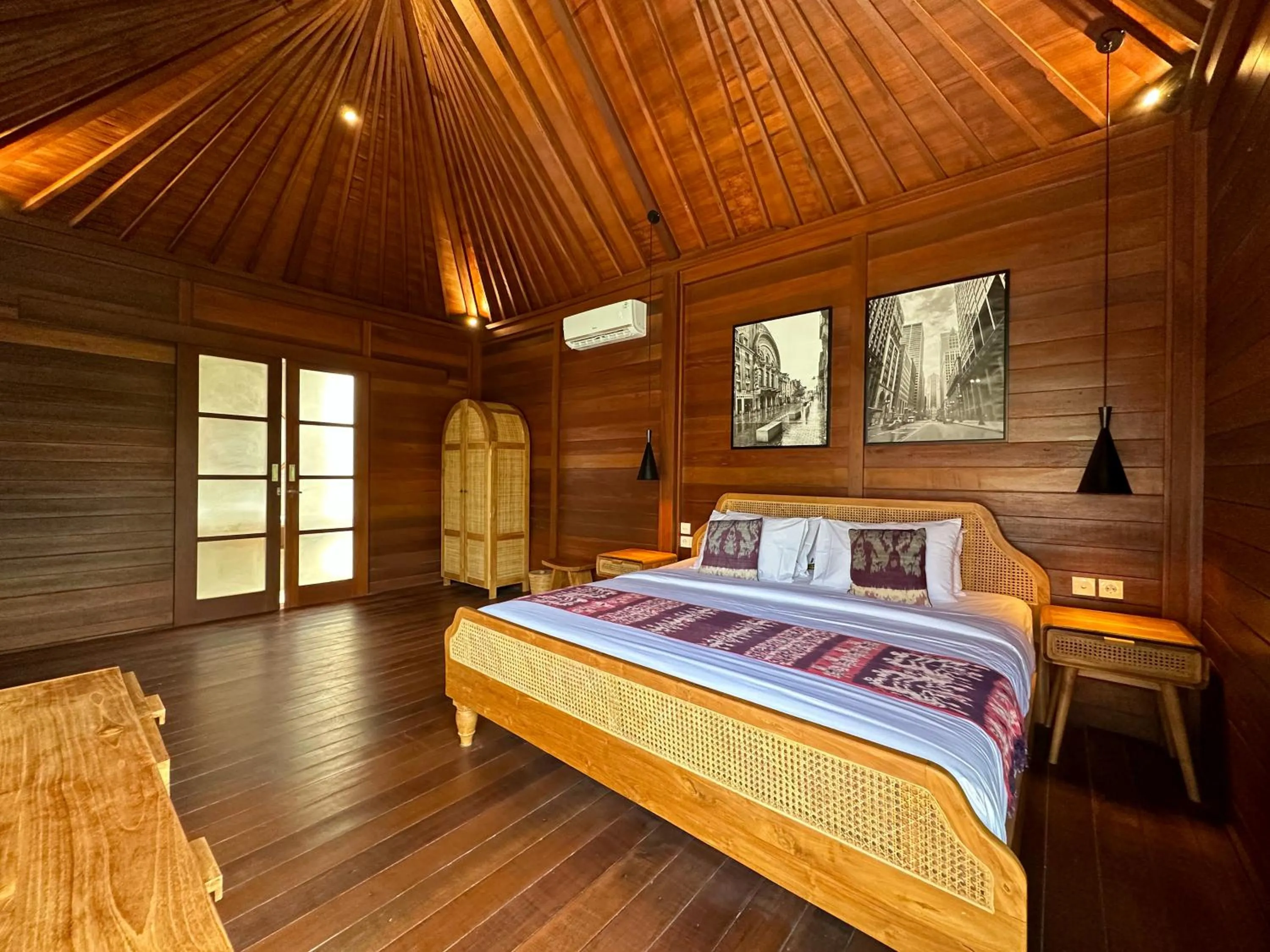 Bed in Villa Buga Pererenan