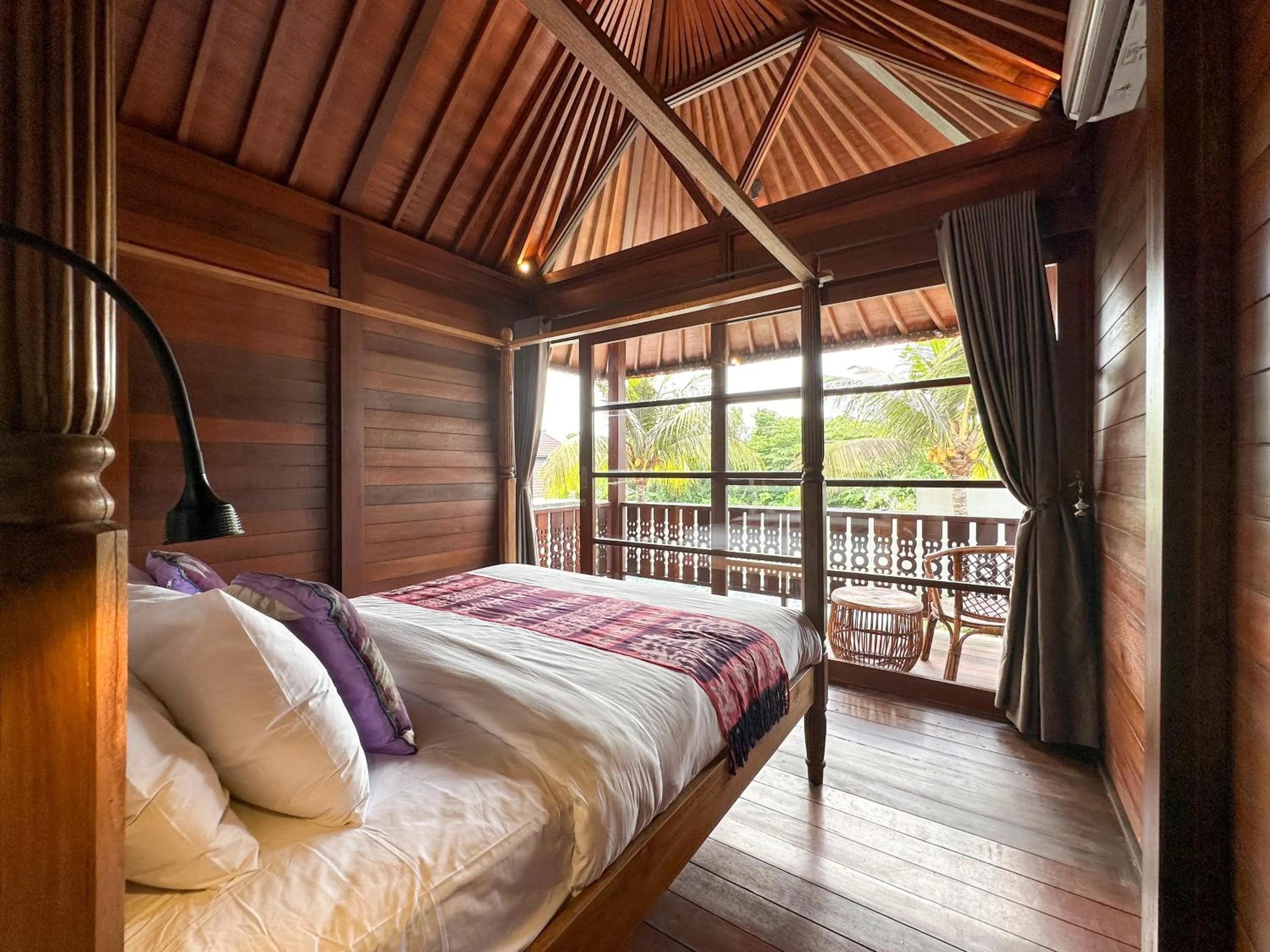 Bed in Villa Buga Pererenan