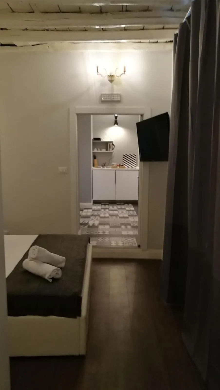 TV and multimedia, Bed in Relais Arco Della Pace