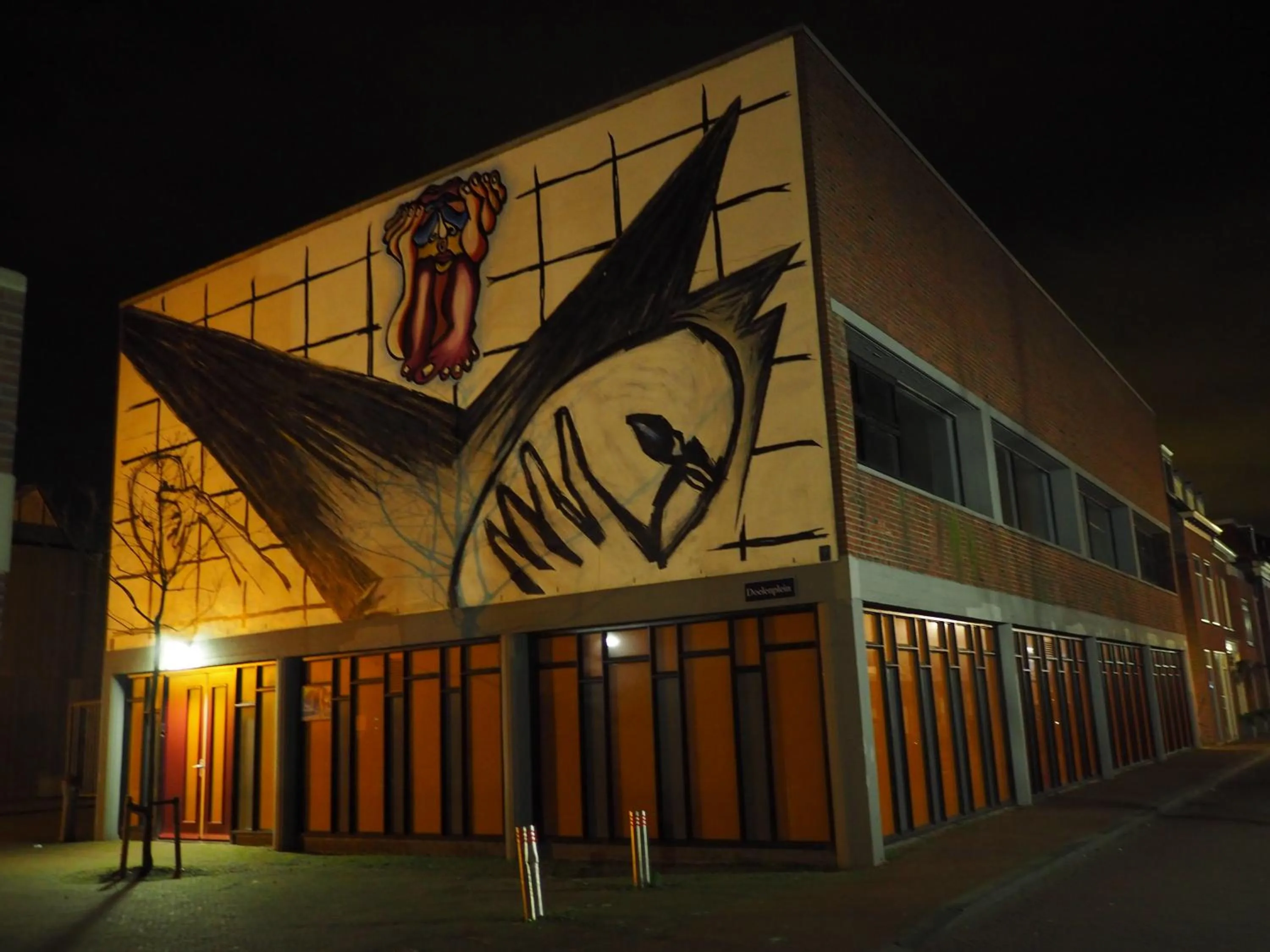 Property building in Hotel Carillon