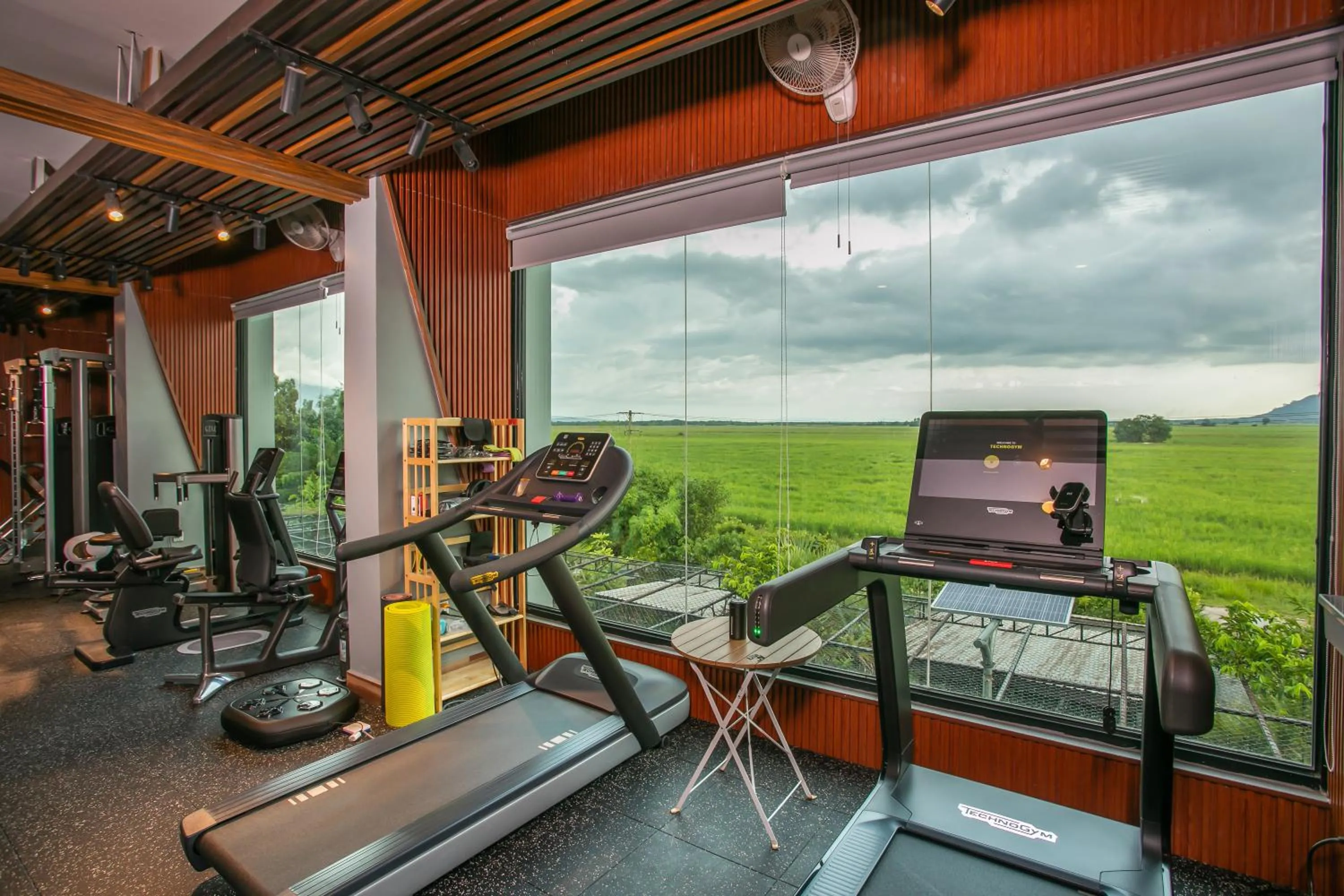 Fitness centre/facilities in Wonderland Suites and Resort
