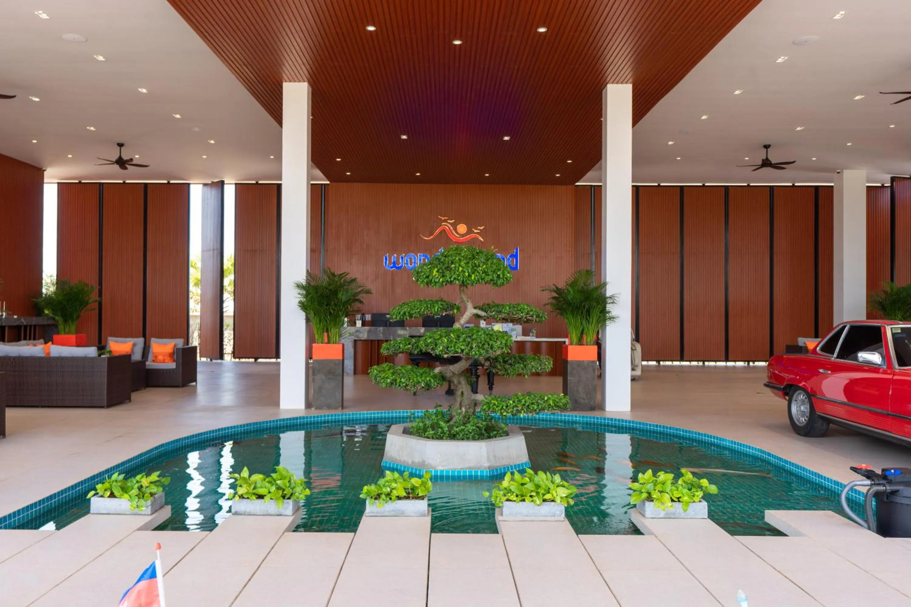 Lobby or reception in Wonderland Suites and Resort