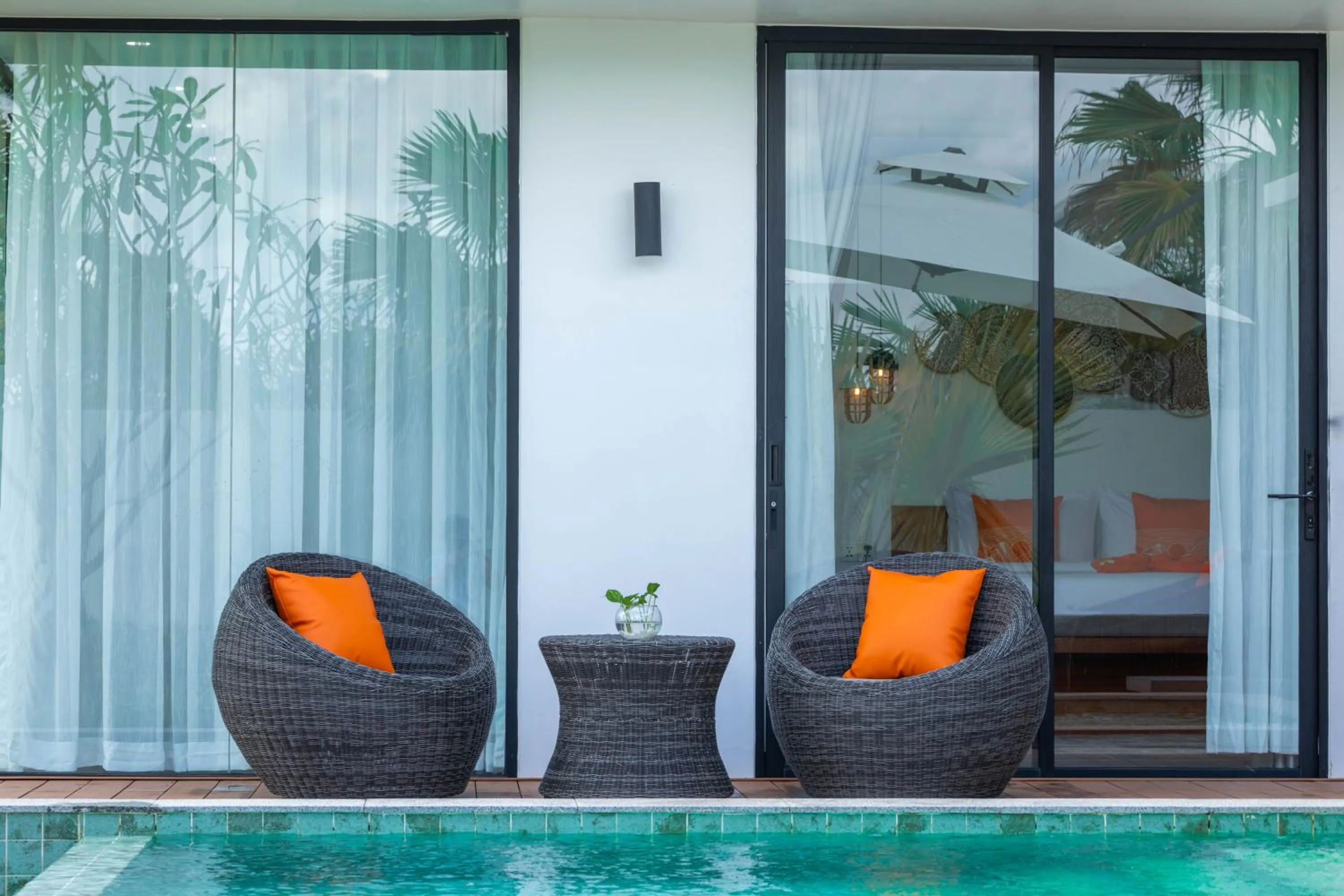 Pool view in Wonderland Suites and Resort