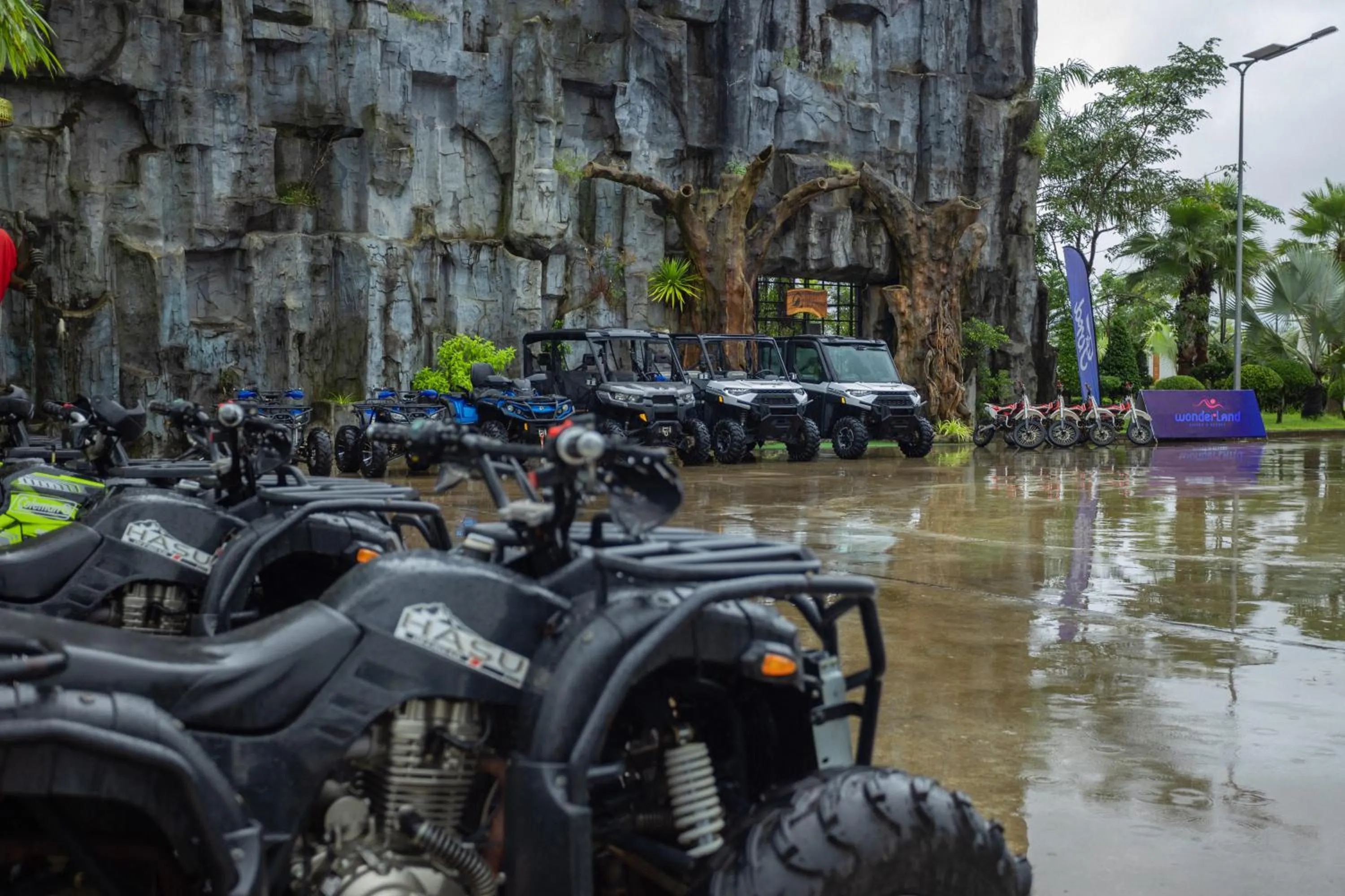 Activities in Wonderland Suites and Resort