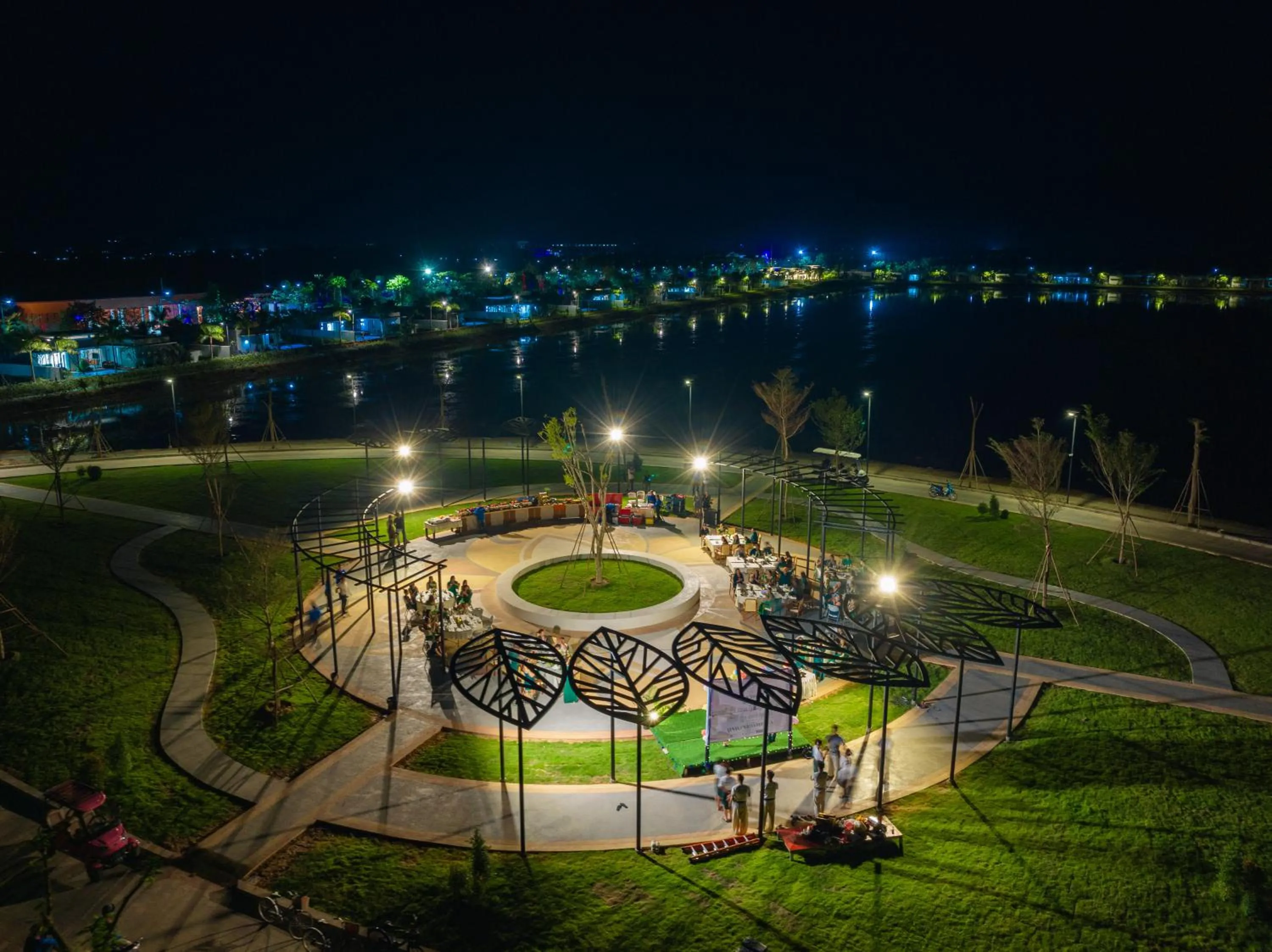 Balcony/Terrace in Wonderland Suites and Resort