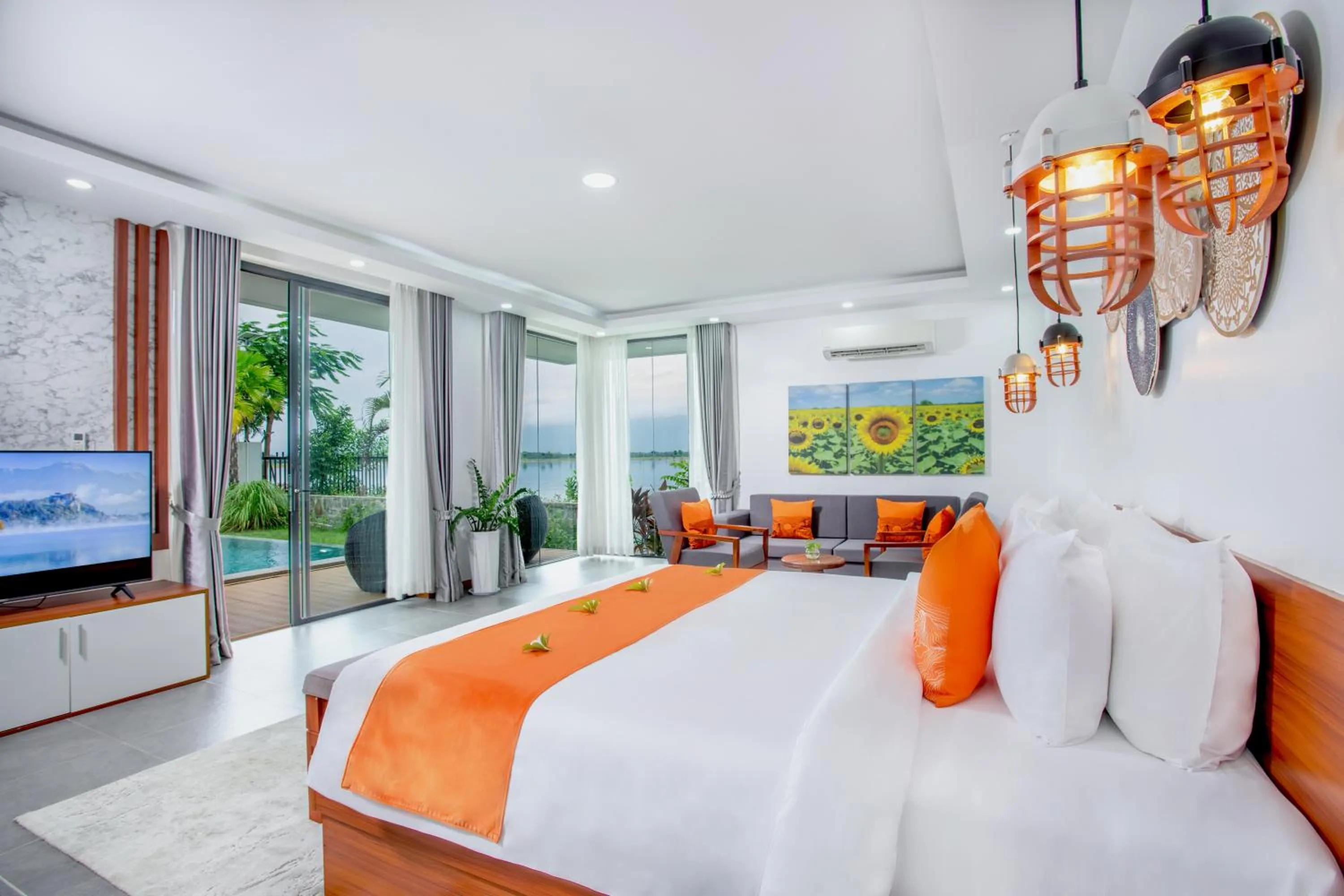 Bedroom, Bed in Wonderland Suites and Resort