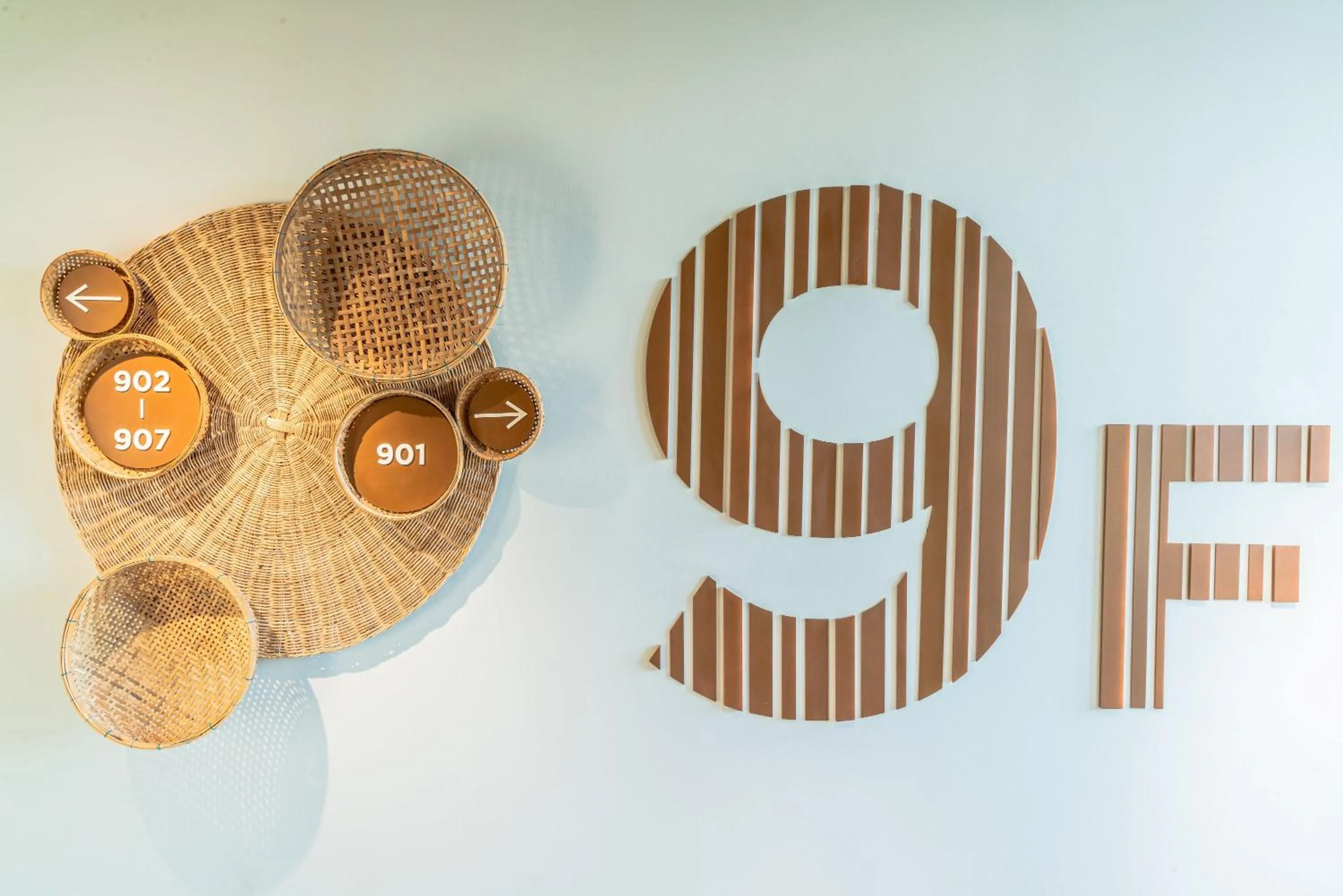 Area and facilities in Emerald Hotel Residence