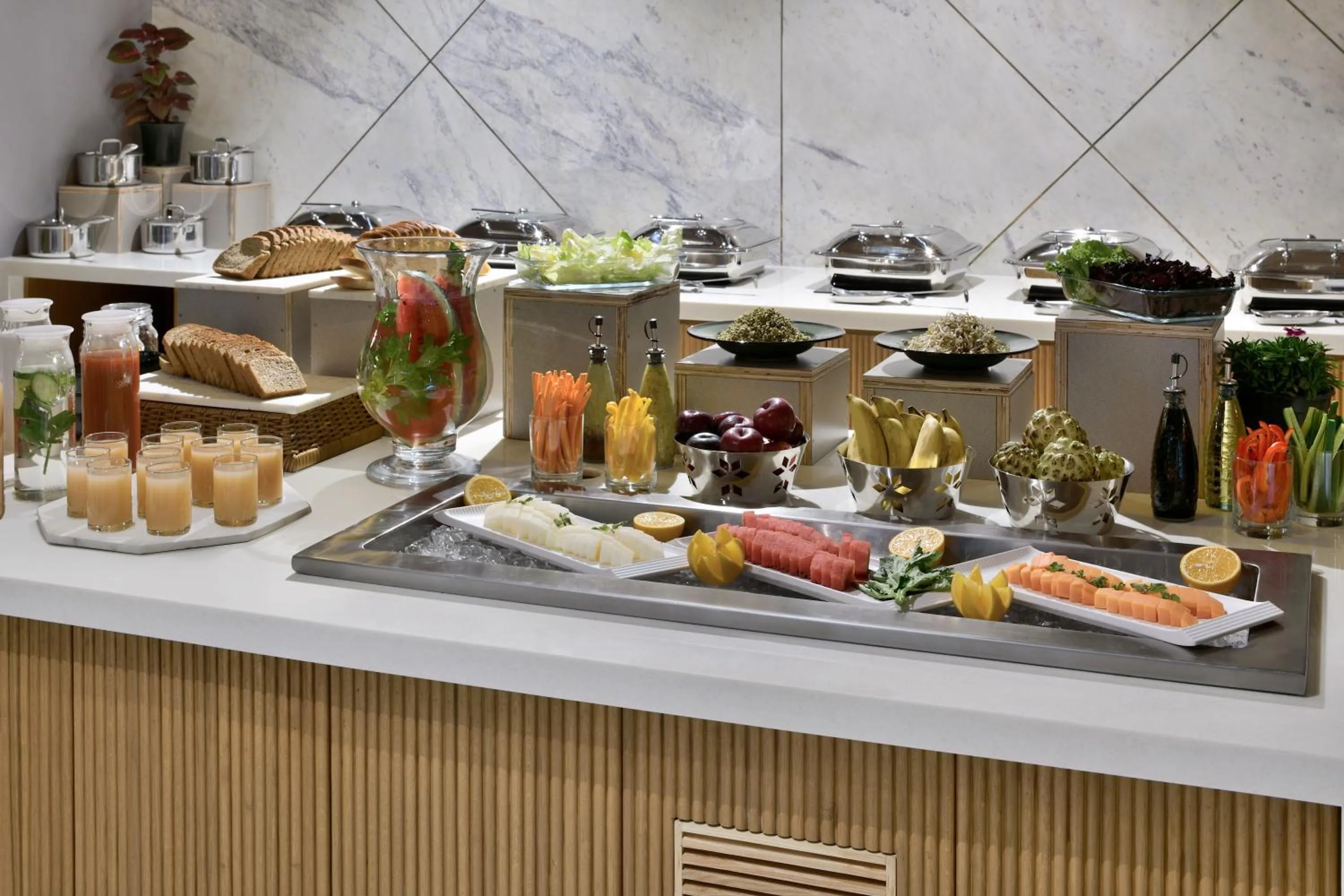 Food and drinks in Citadines Paras Square Gurugram