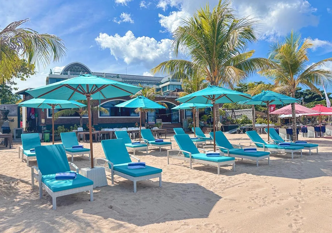 Beach in Platinum Hotel Jimbaran Beach Bali