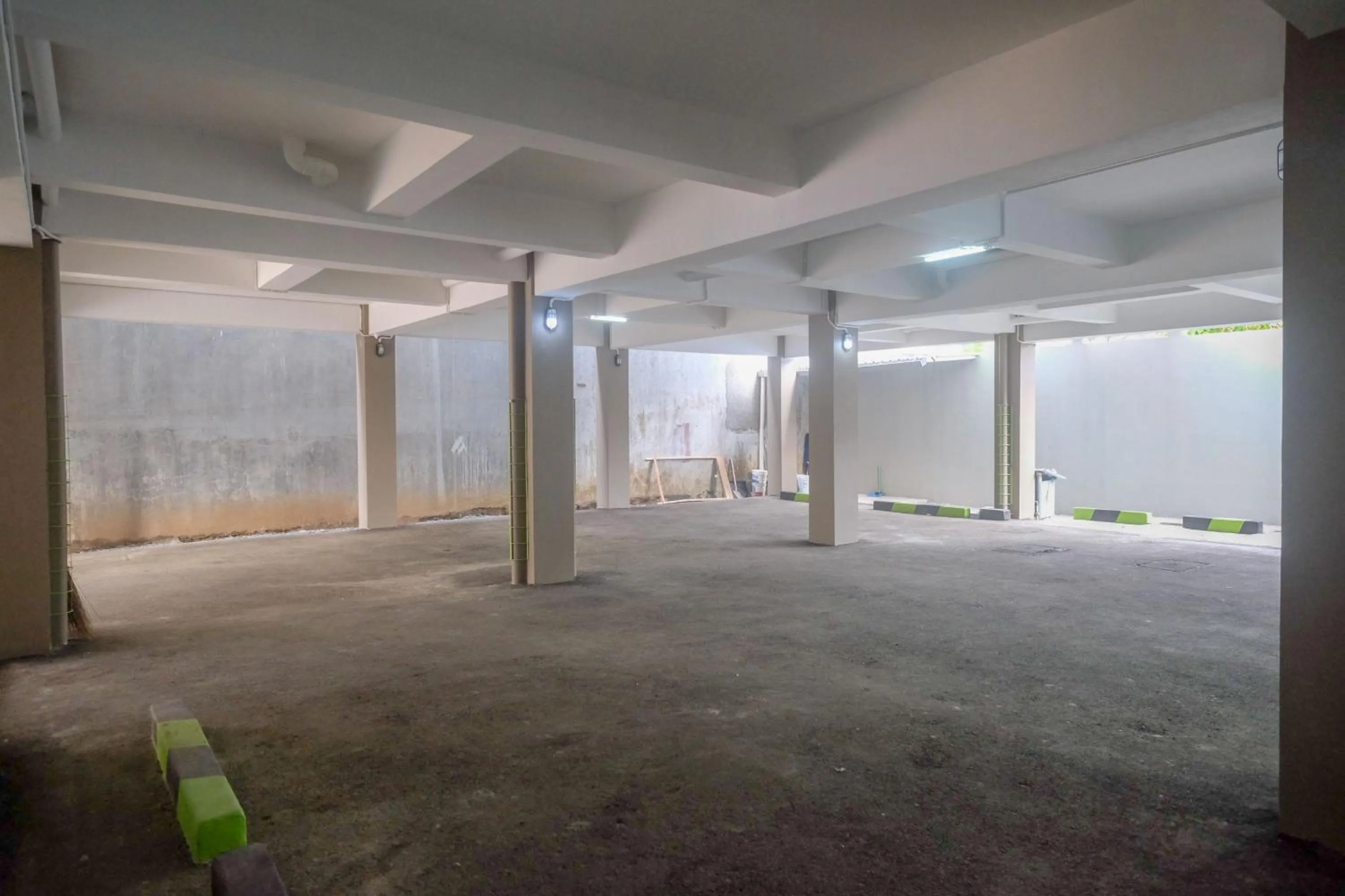 Urbanview Grand Lotus Hotel by RedDoorz