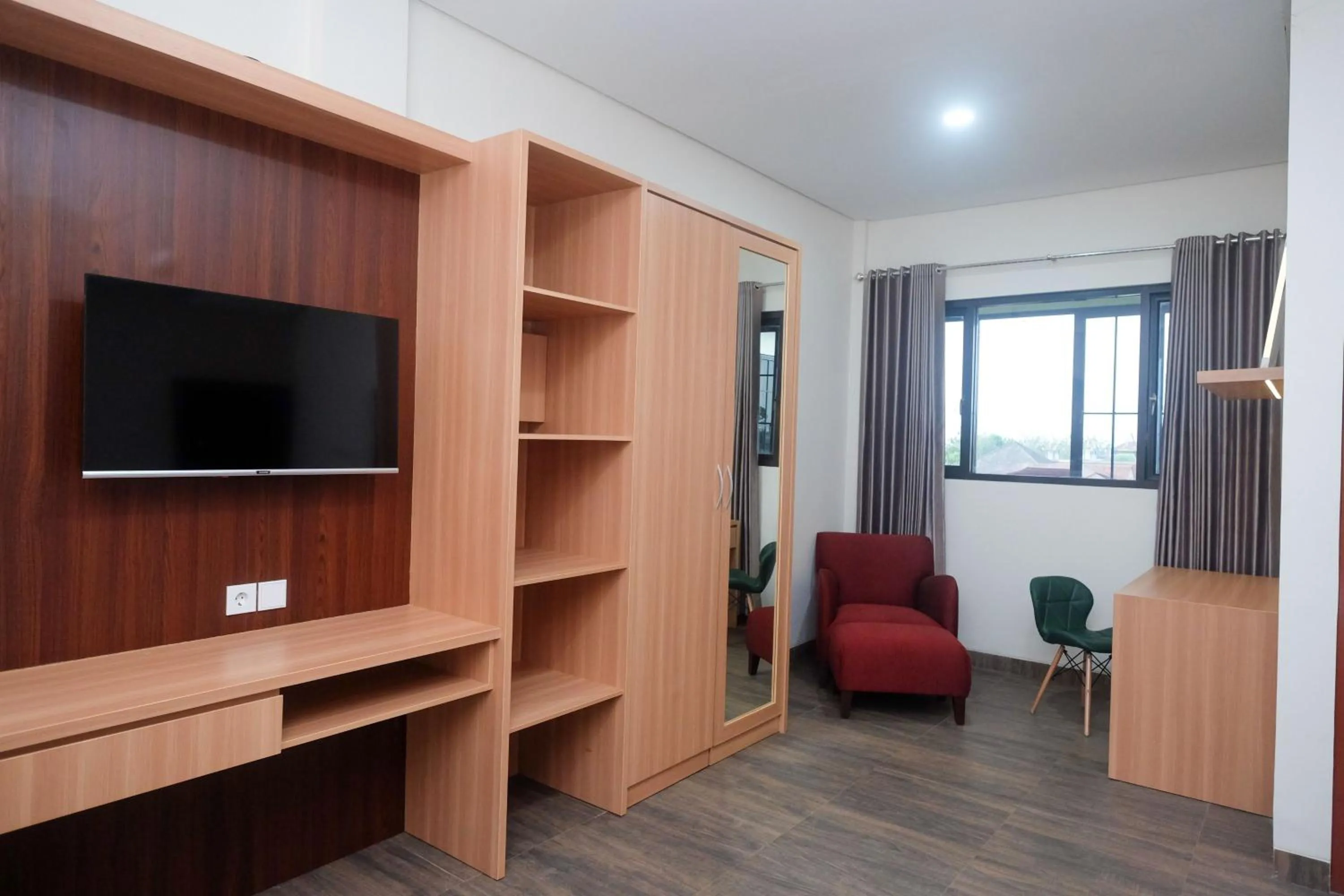 Urbanview Grand Lotus Hotel by RedDoorz