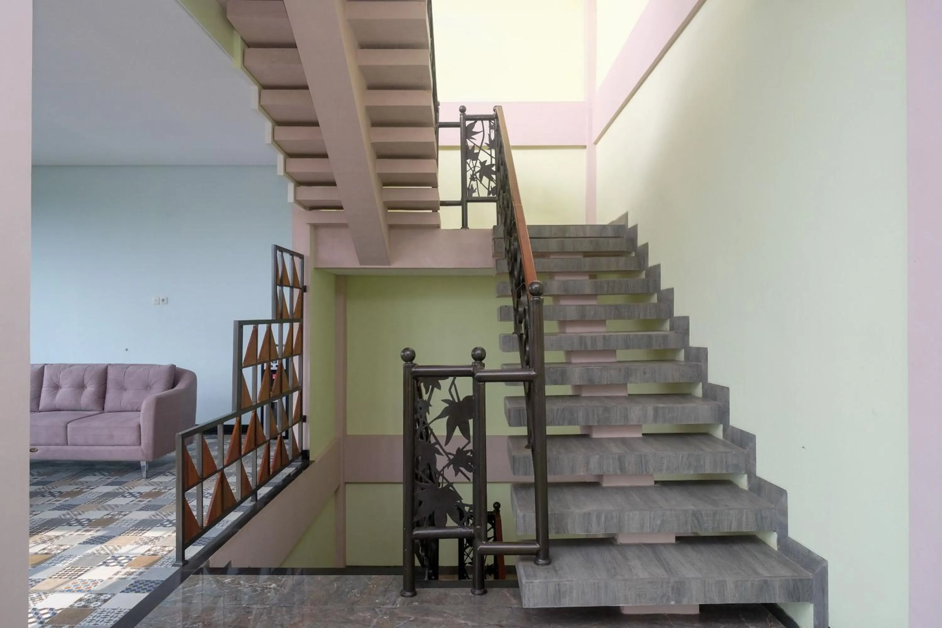 Urbanview Grand Lotus Hotel by RedDoorz