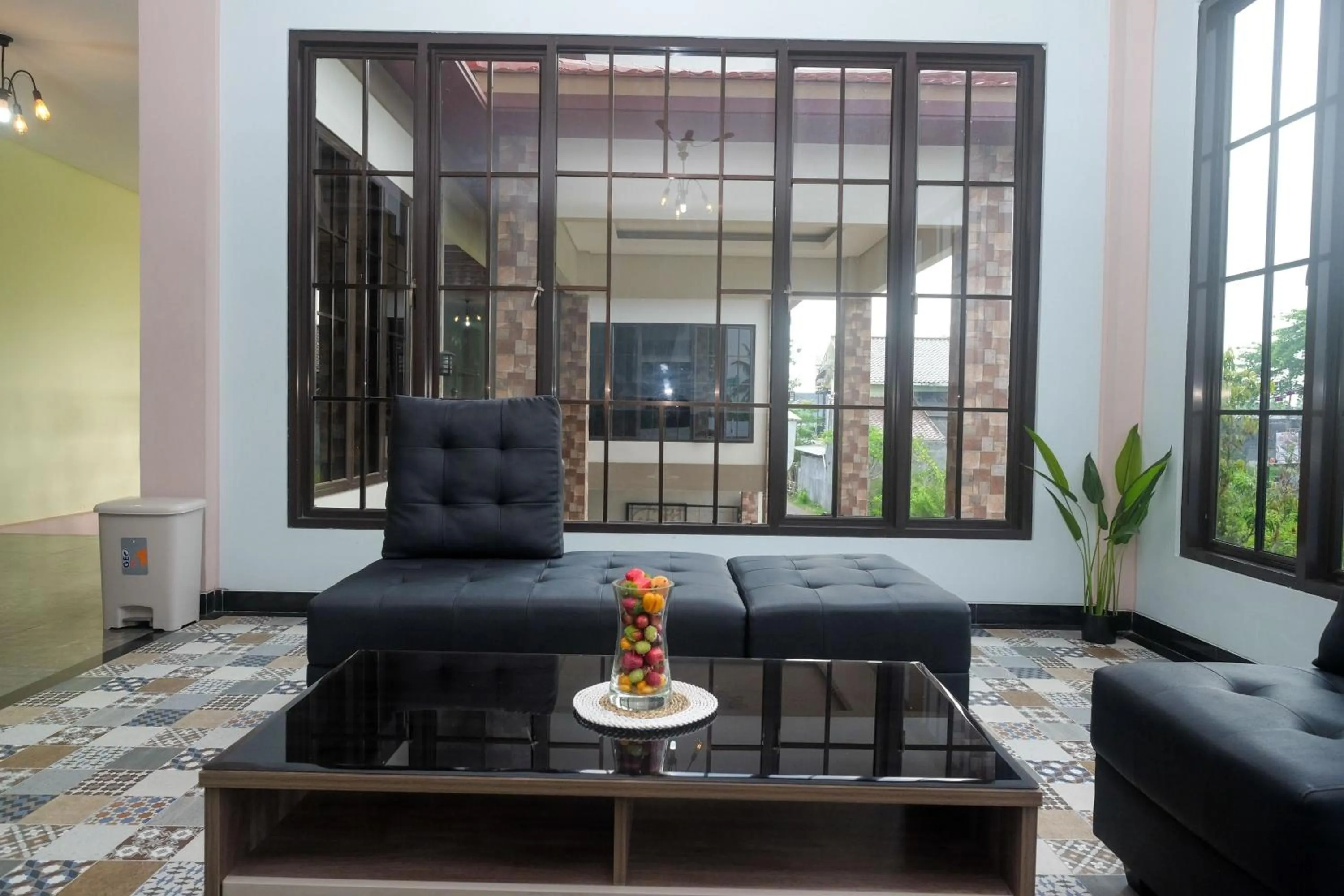 Urbanview Grand Lotus Hotel by RedDoorz