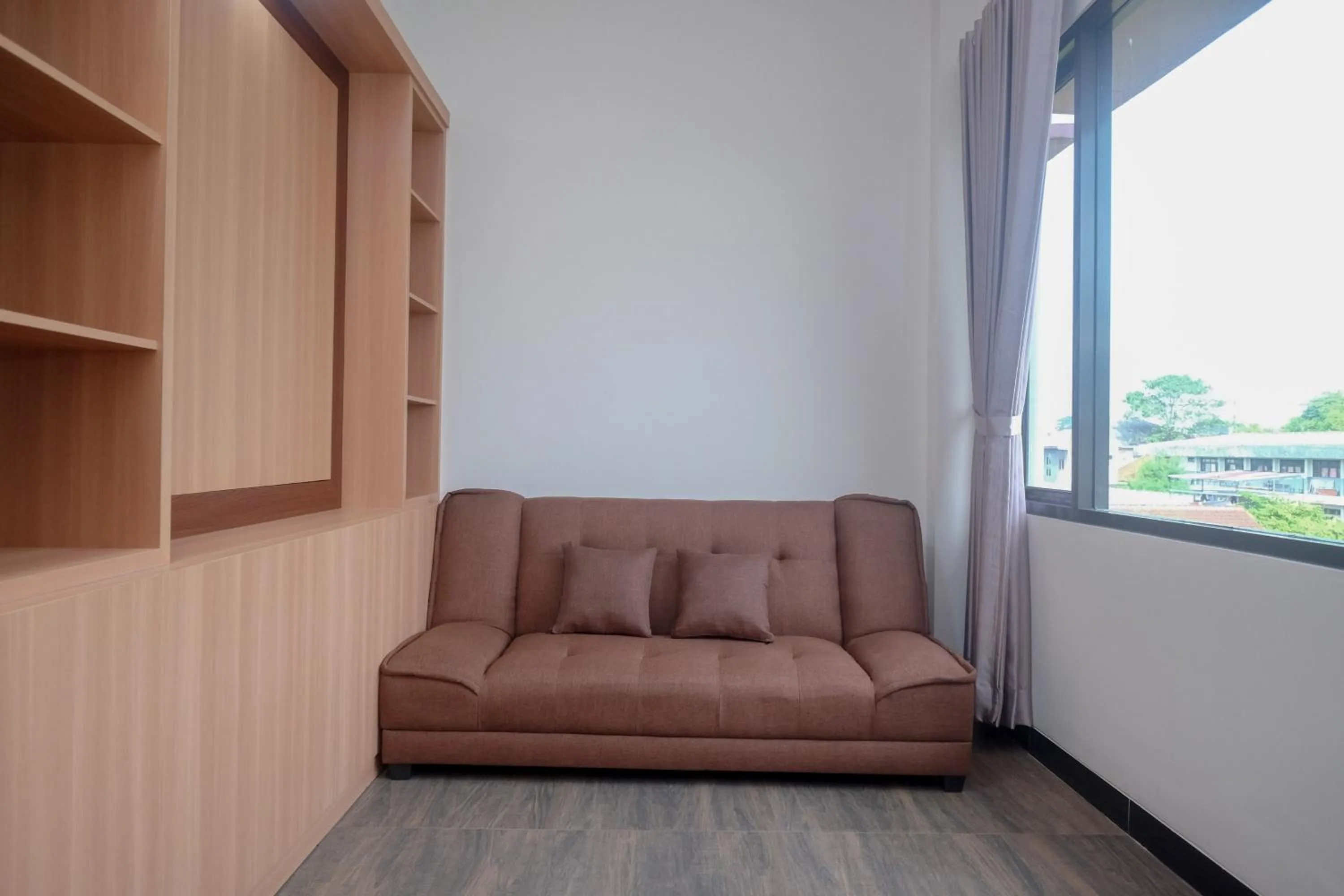 Urbanview Grand Lotus Hotel by RedDoorz