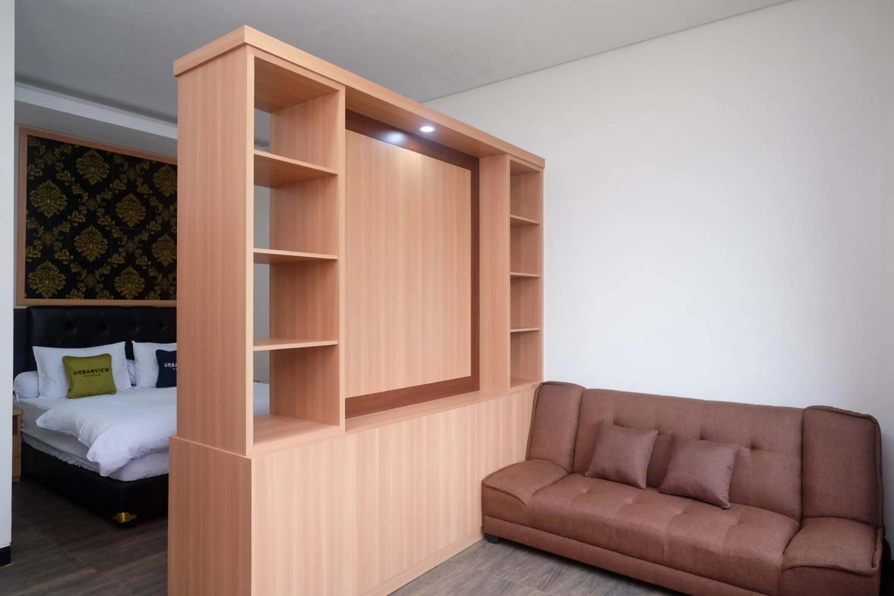 Bed in Urbanview Grand Lotus Hotel by RedDoorz