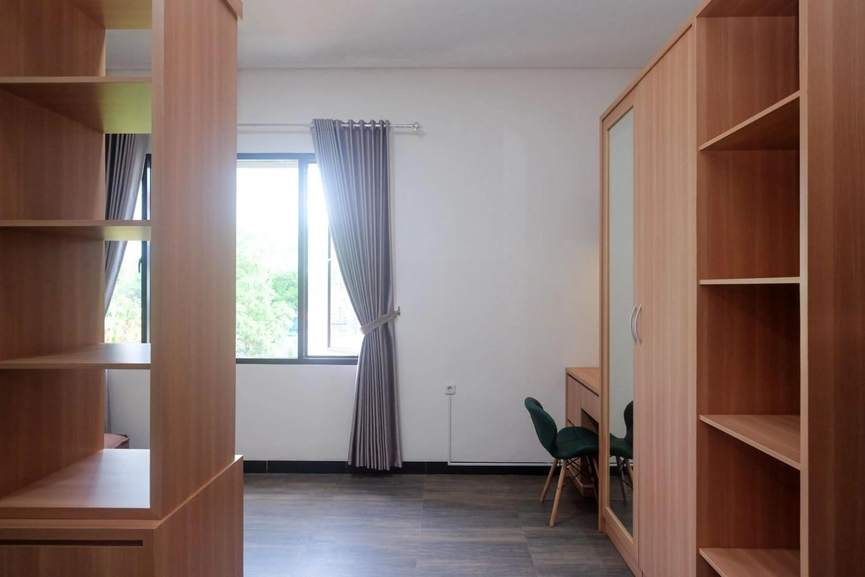 Urbanview Grand Lotus Hotel by RedDoorz