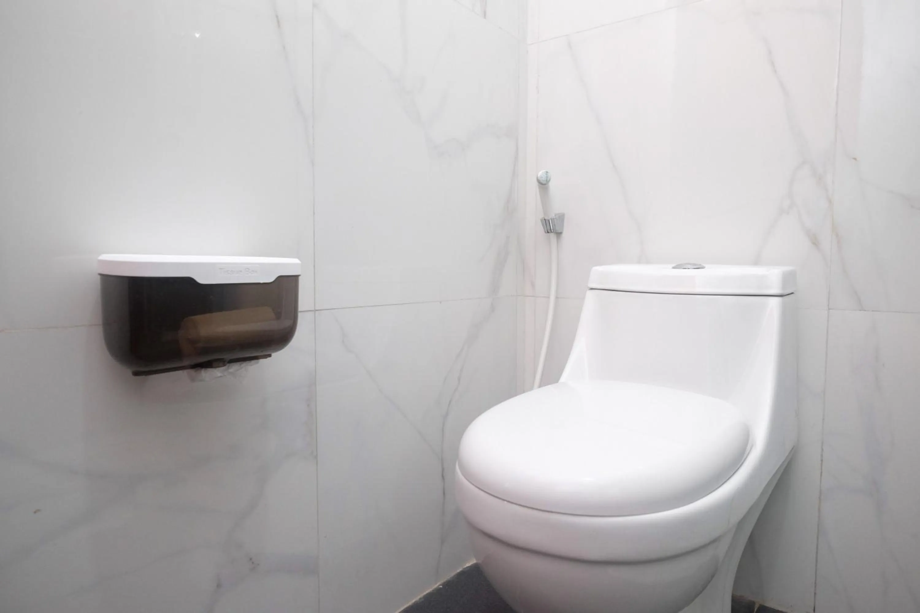 Urbanview Grand Lotus Hotel by RedDoorz