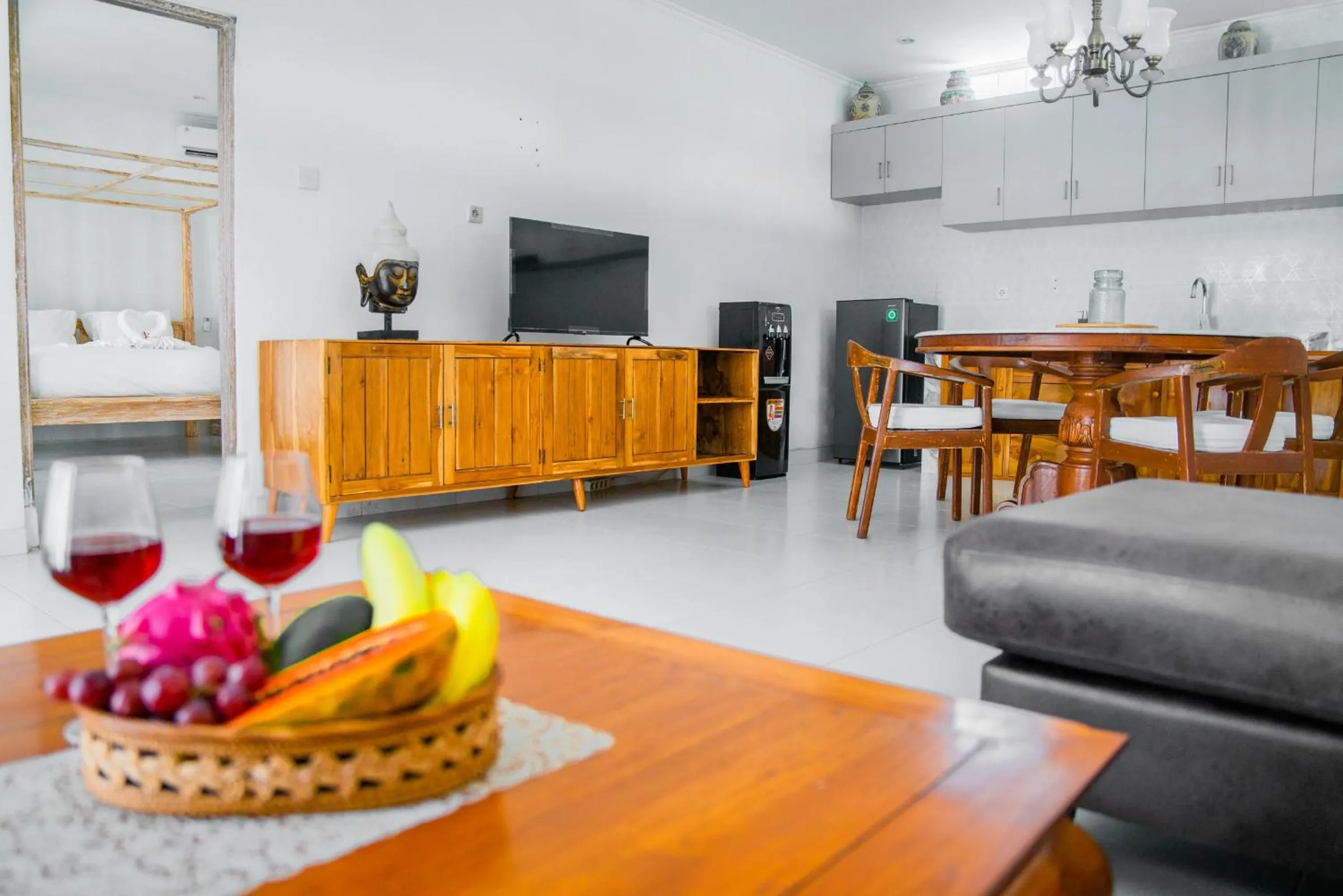 TV and multimedia in Bali Invest Living