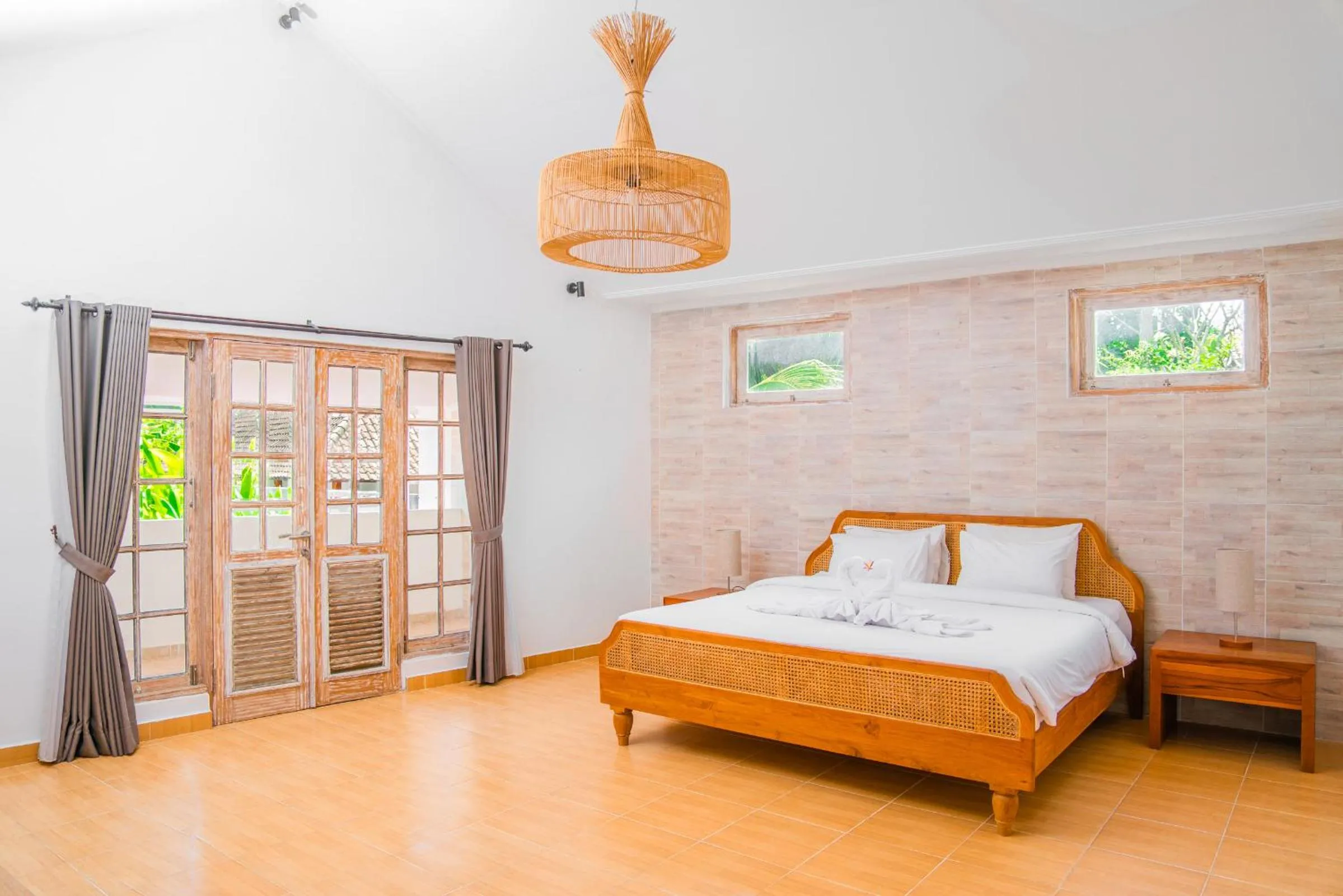Bed in Bali Invest Living