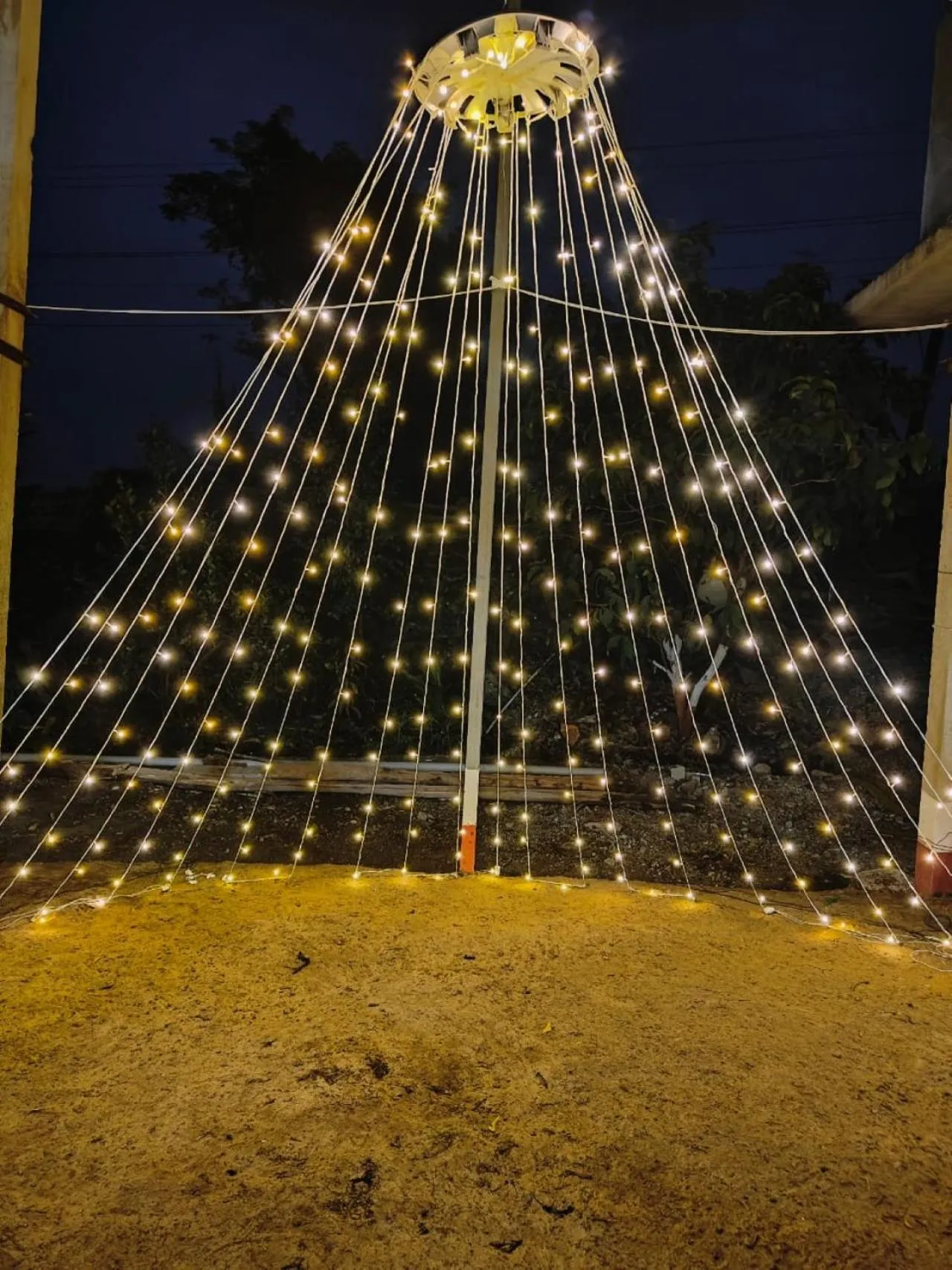 Decorative detail in Gokul farm house