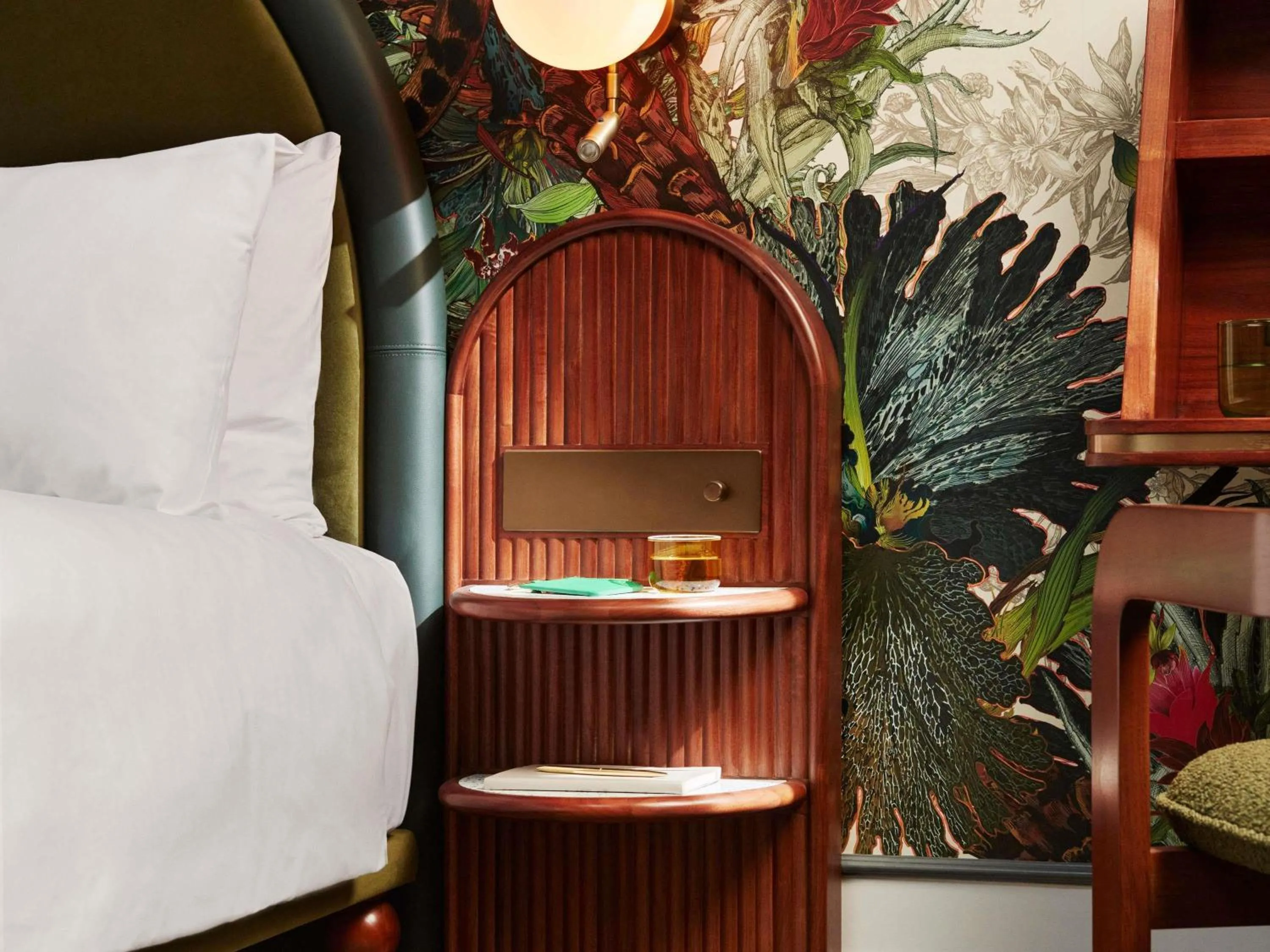 Bedroom, Bed in Hyde London City - St Paul's