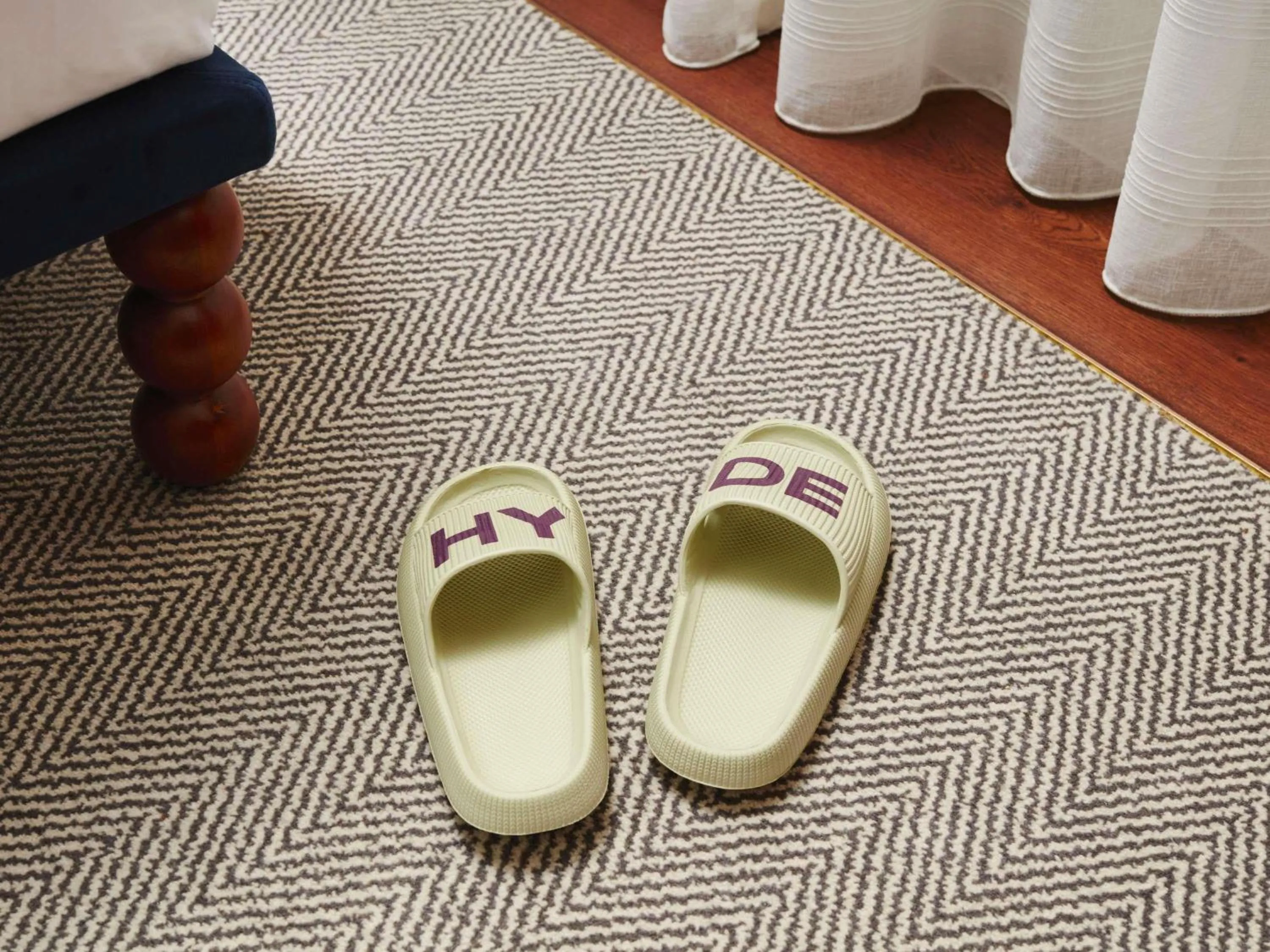 Bedroom in Hyde London City - St Paul's