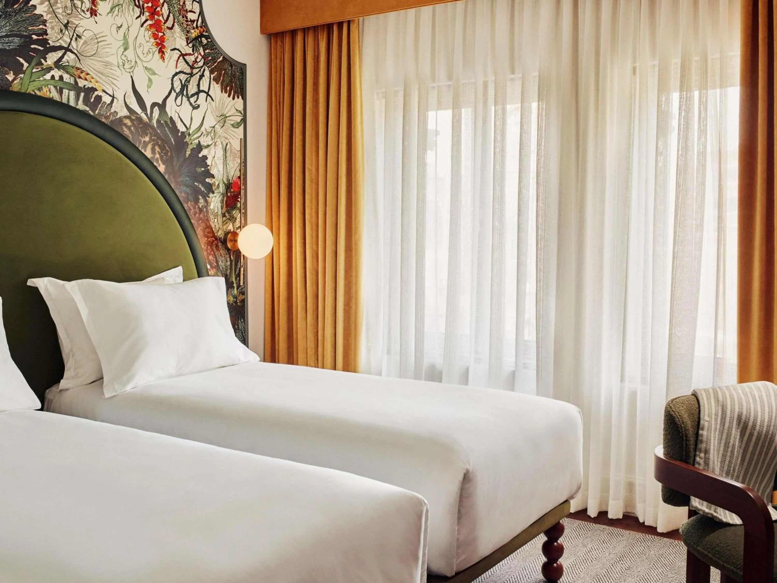 Bedroom, Bed in Hyde London City - St Paul's