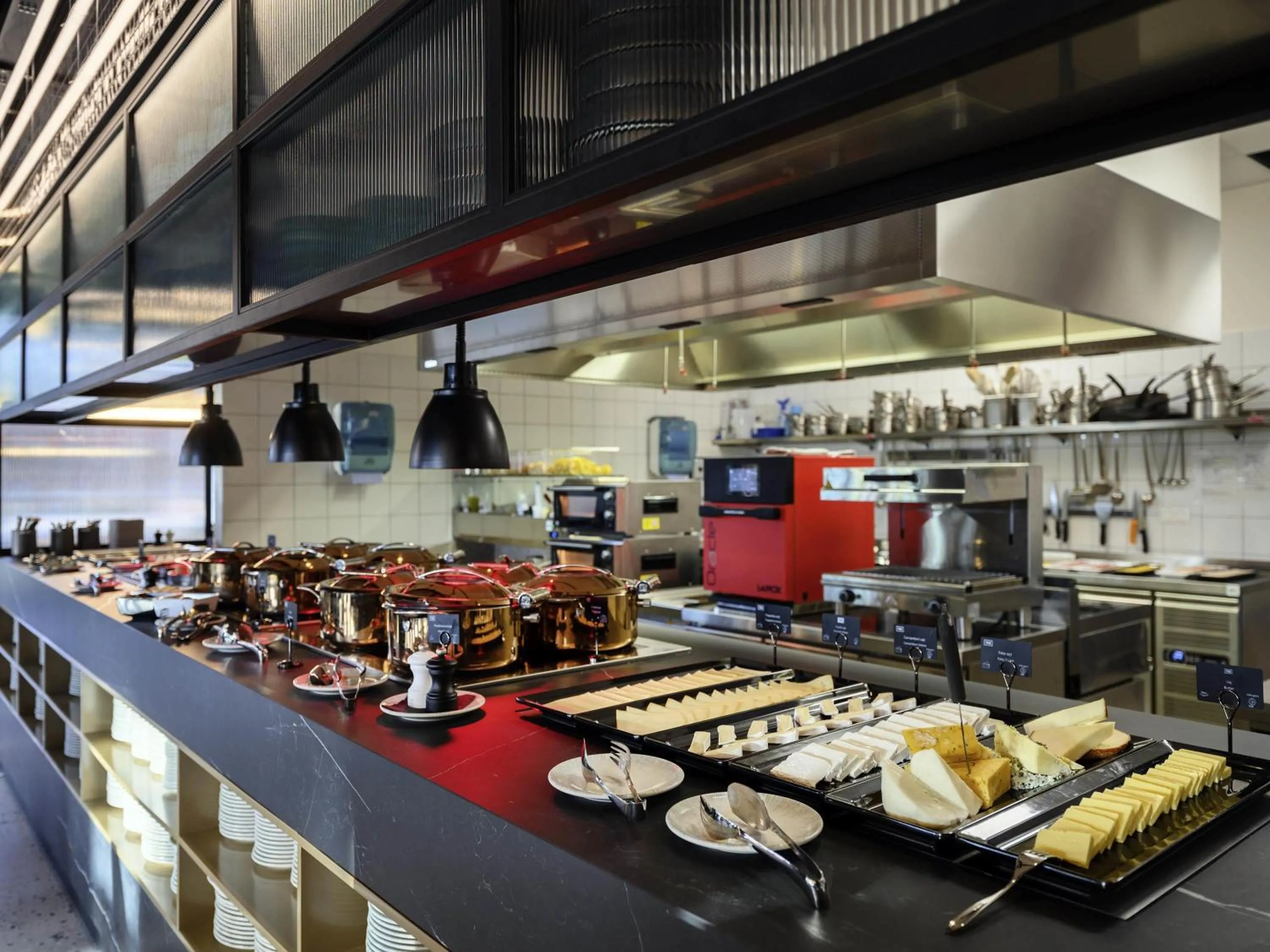 Breakfast in ibis Budapest Stadium