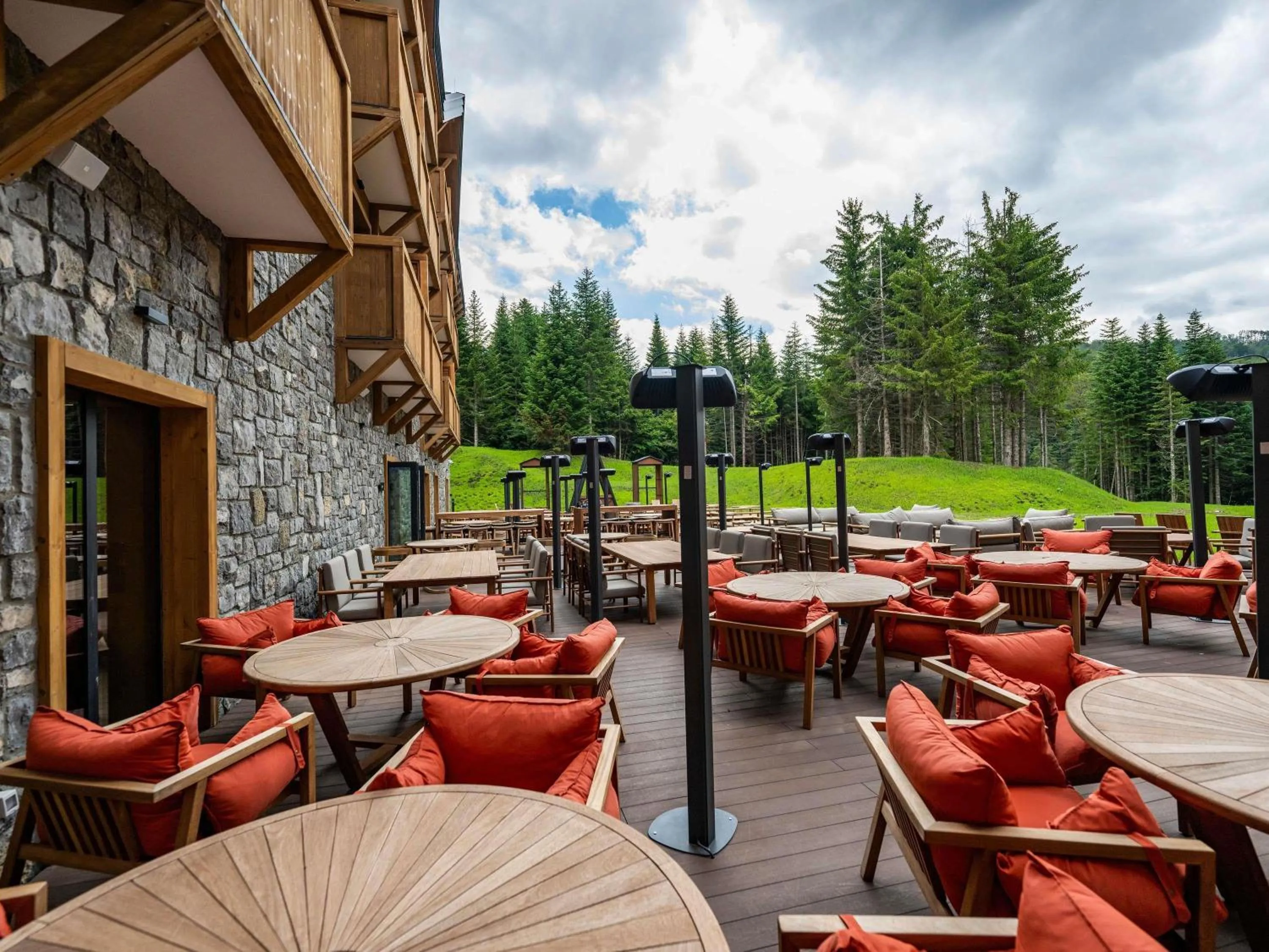 Restaurant/places to eat in Swissôtel Resort Kolasin