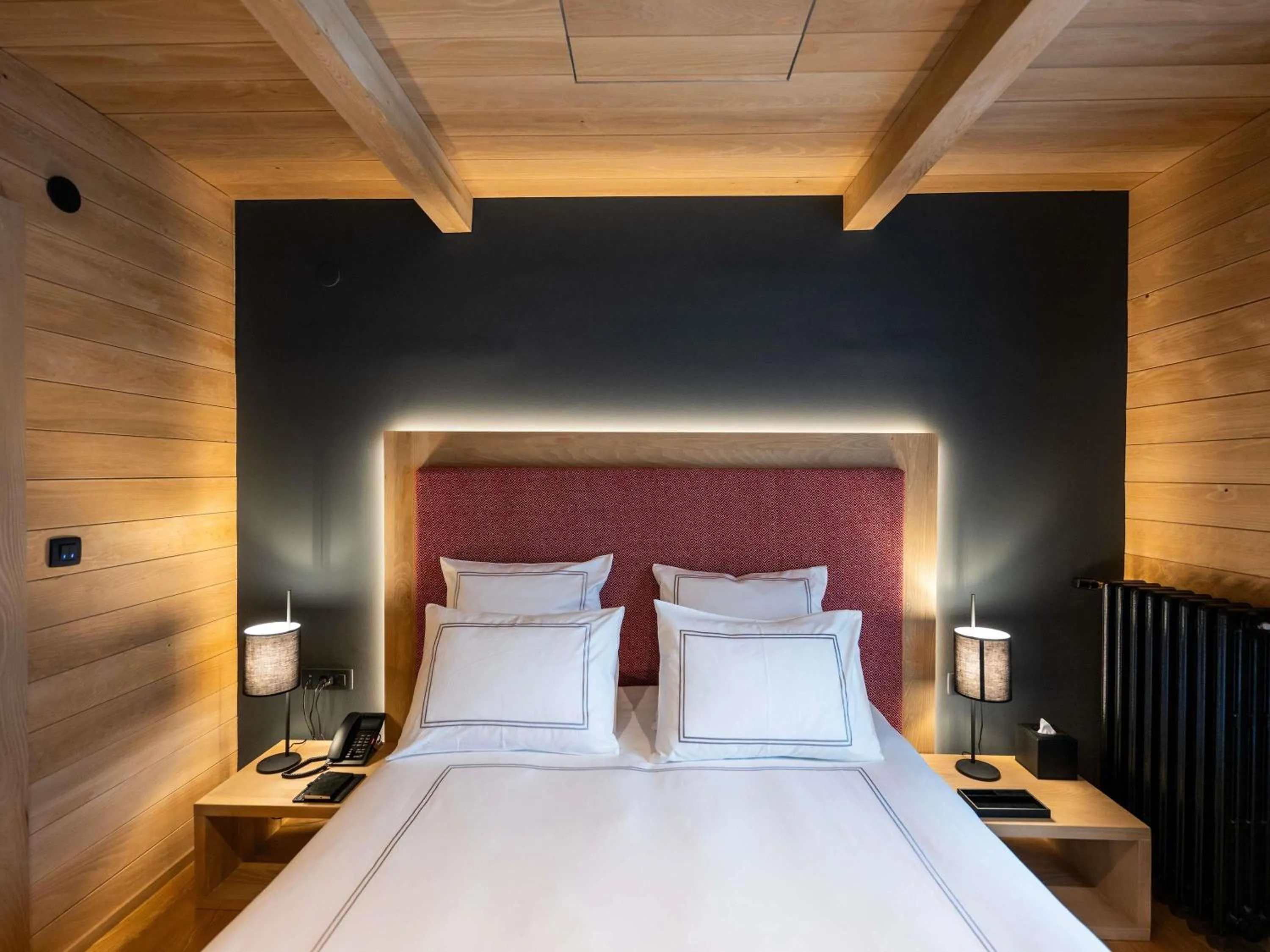 Bedroom, Bed in Swissôtel Resort Kolasin