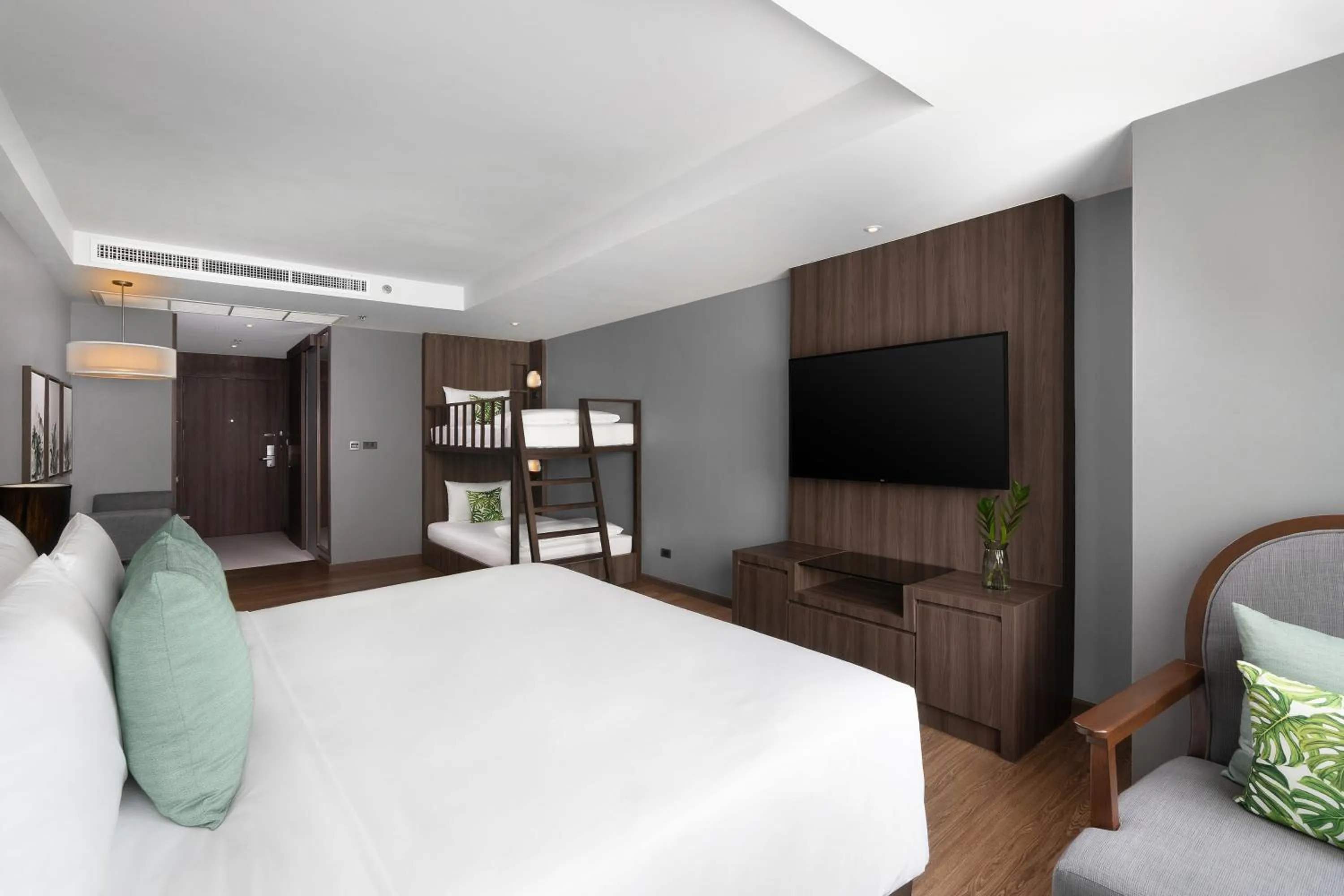 Bed in Novotel Living Bangkok Sukhumvit Legacy