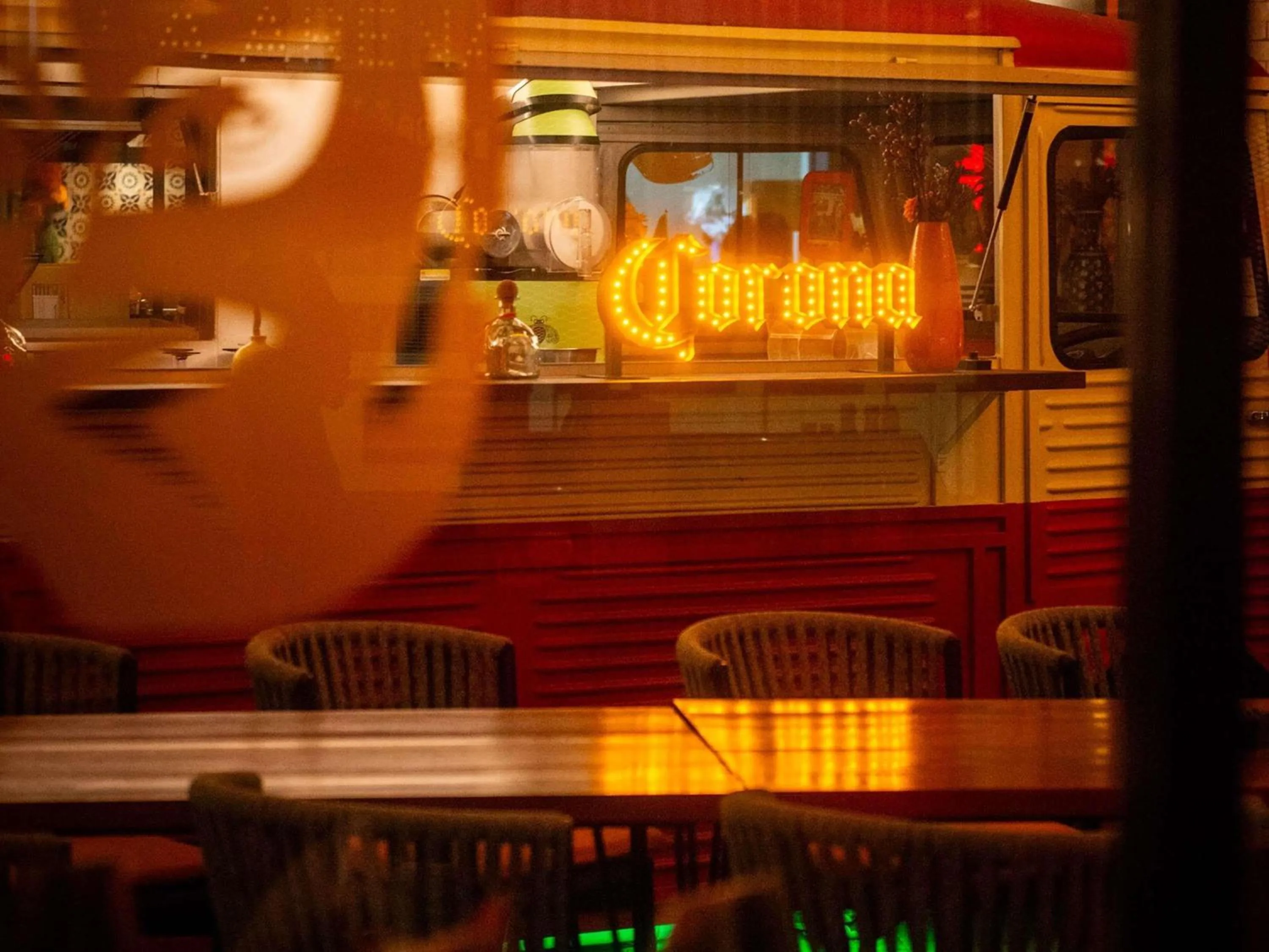 Lounge or bar in Novotel Living Bangkok Sukhumvit Legacy